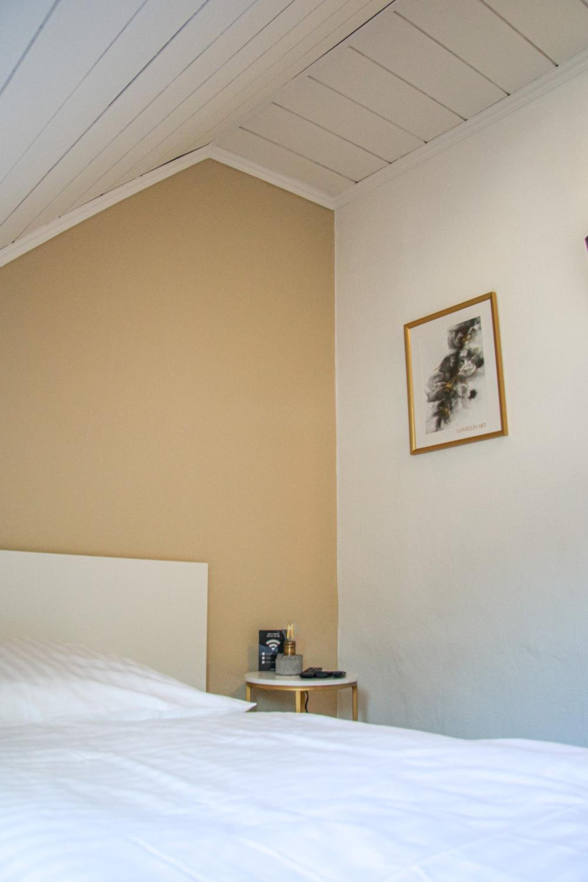 Single Room with Bathroom