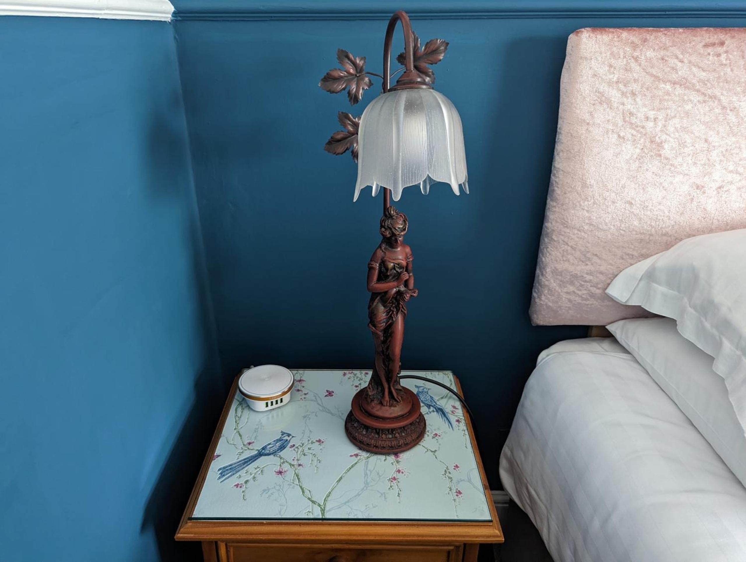 Deluxe King Room - Photo 3