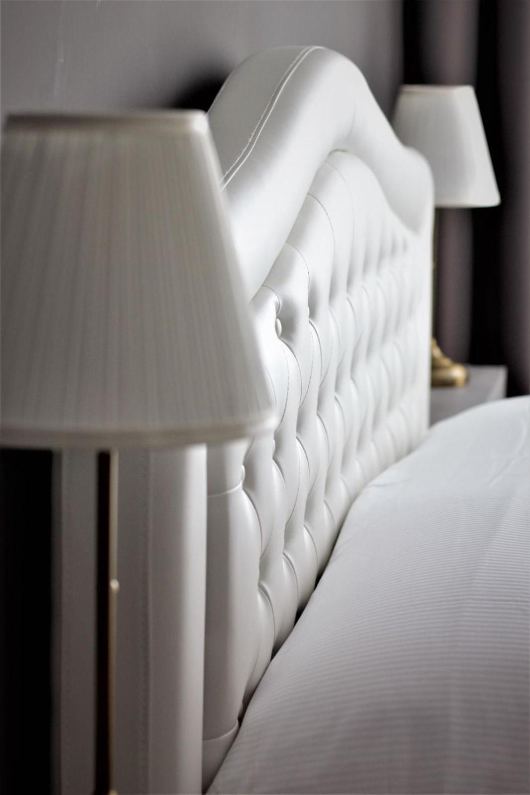 Deluxe Junior Suite photo 3