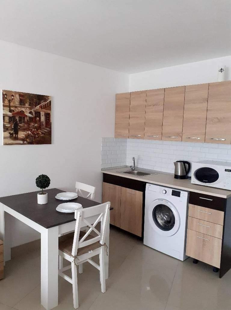 Two-Bedroom Apartment photo 2