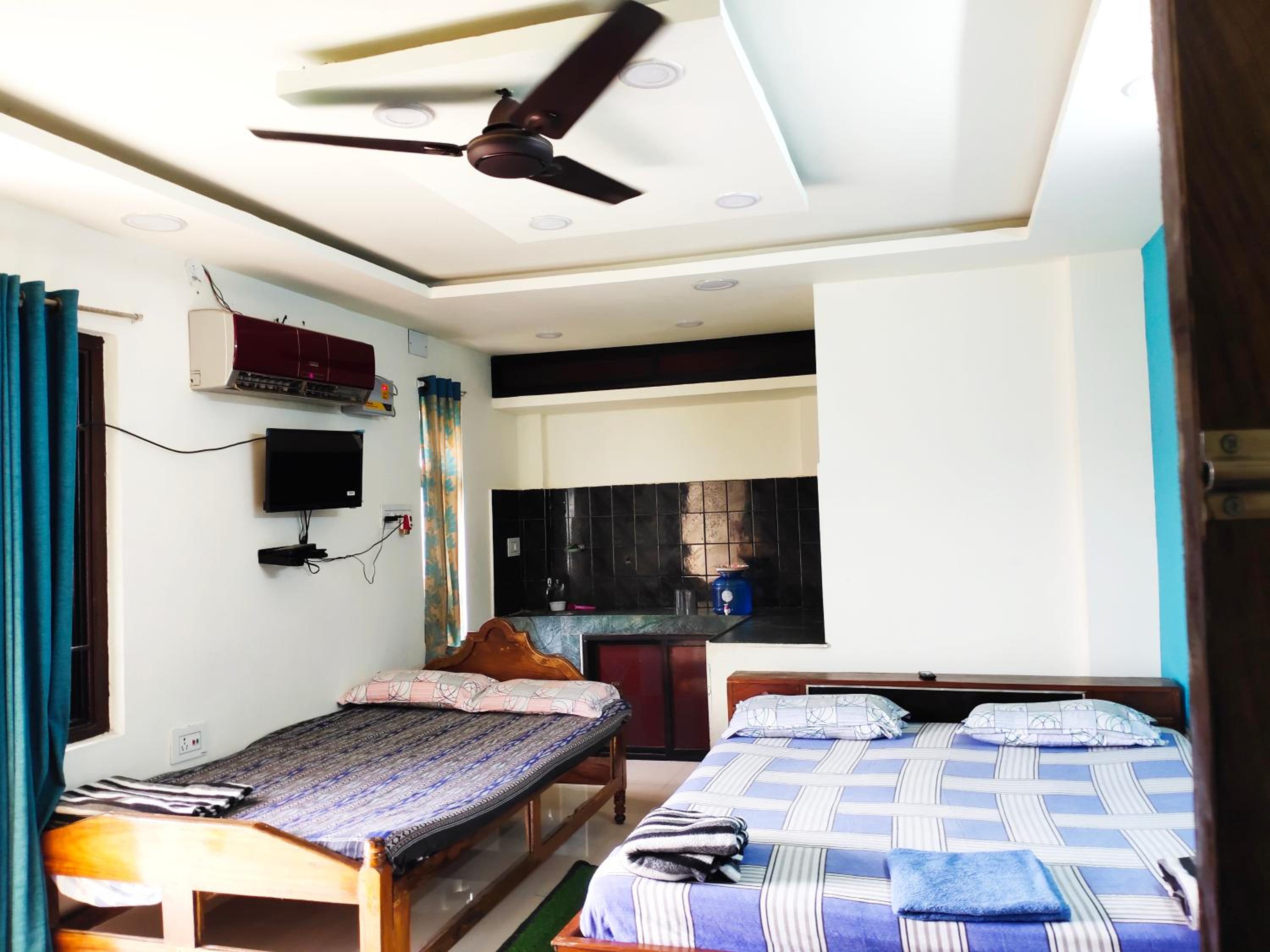 Apartment with Sea View - Indian nationals only photo 1