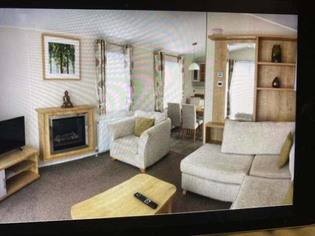 Mobile Home photo 1