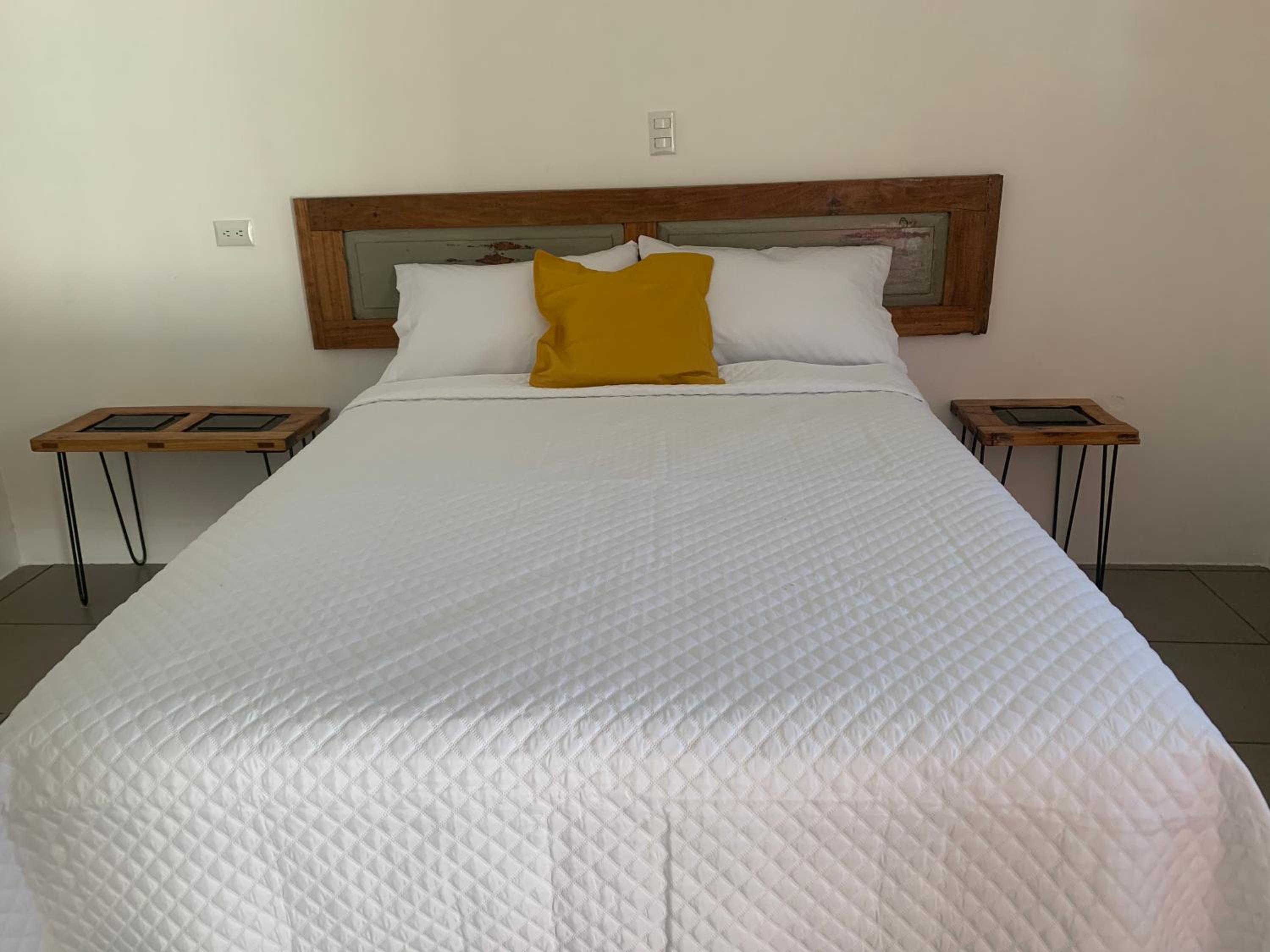 Double Room with Private Bathroom photo 2