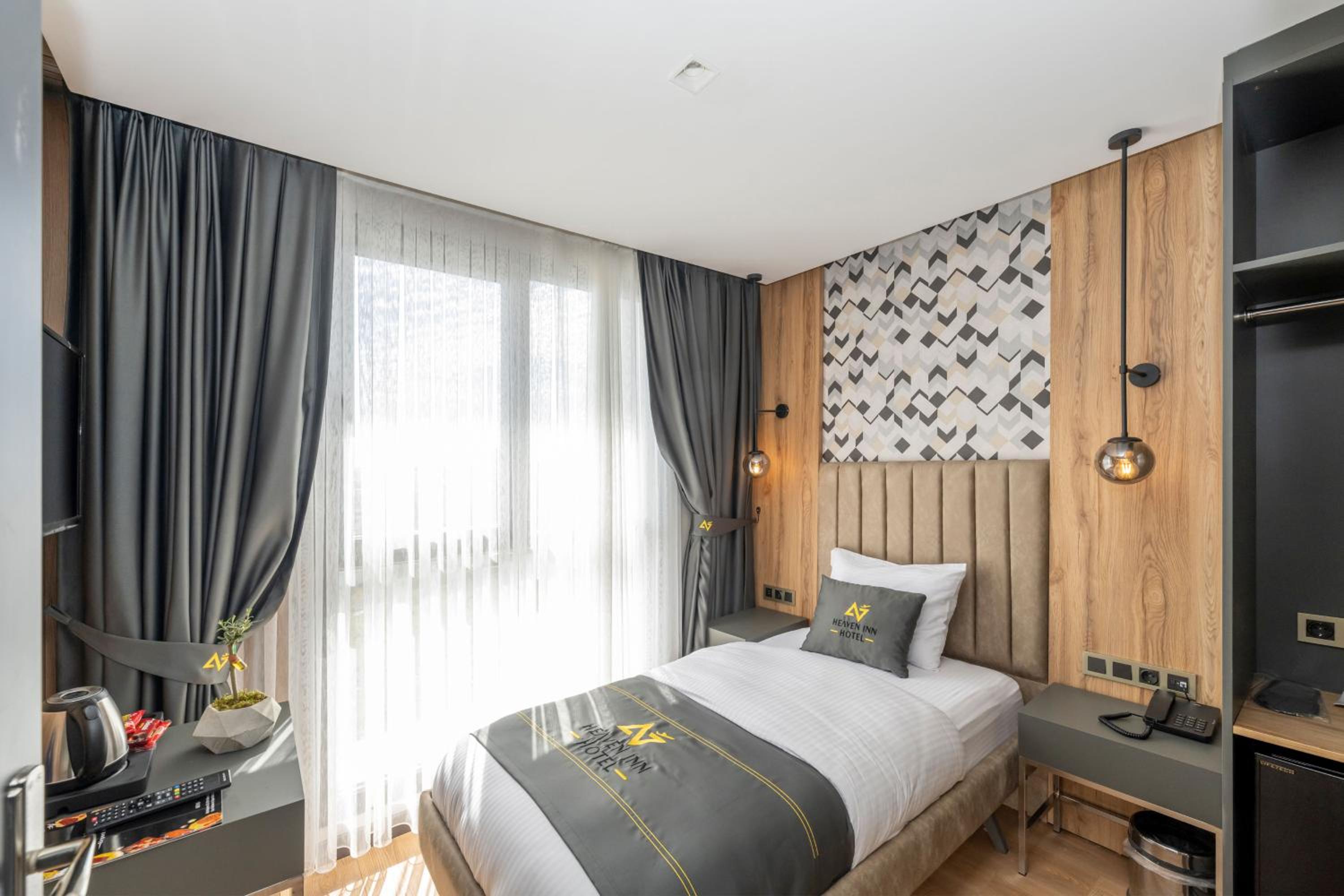 Deluxe Single Room photo 1