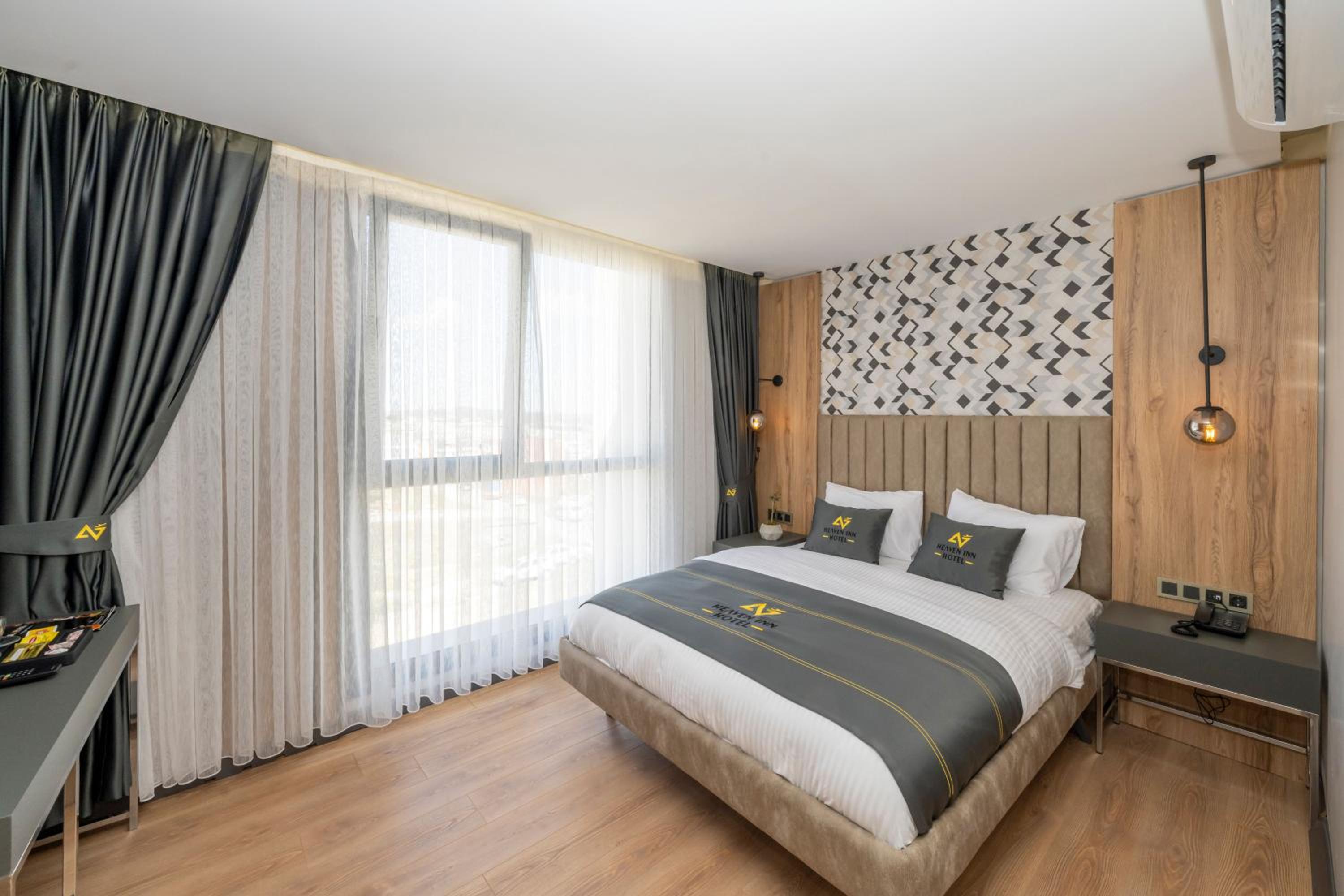 Deluxe Double Room - Photo 5