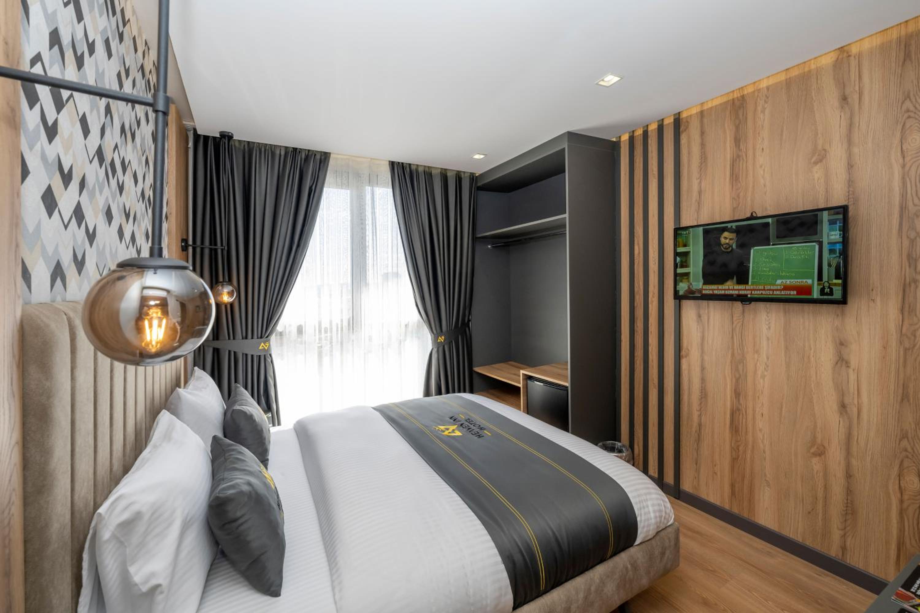Deluxe Double Room - Photo 1