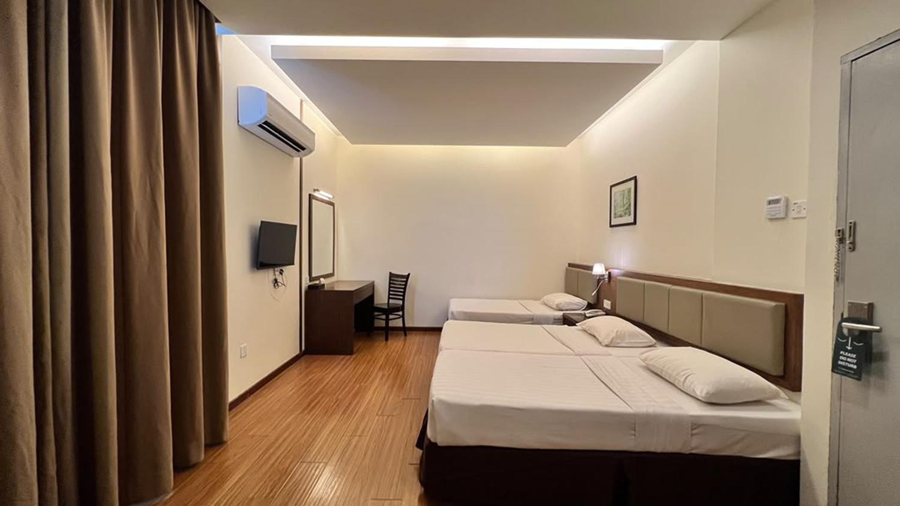 Superior Triple Room