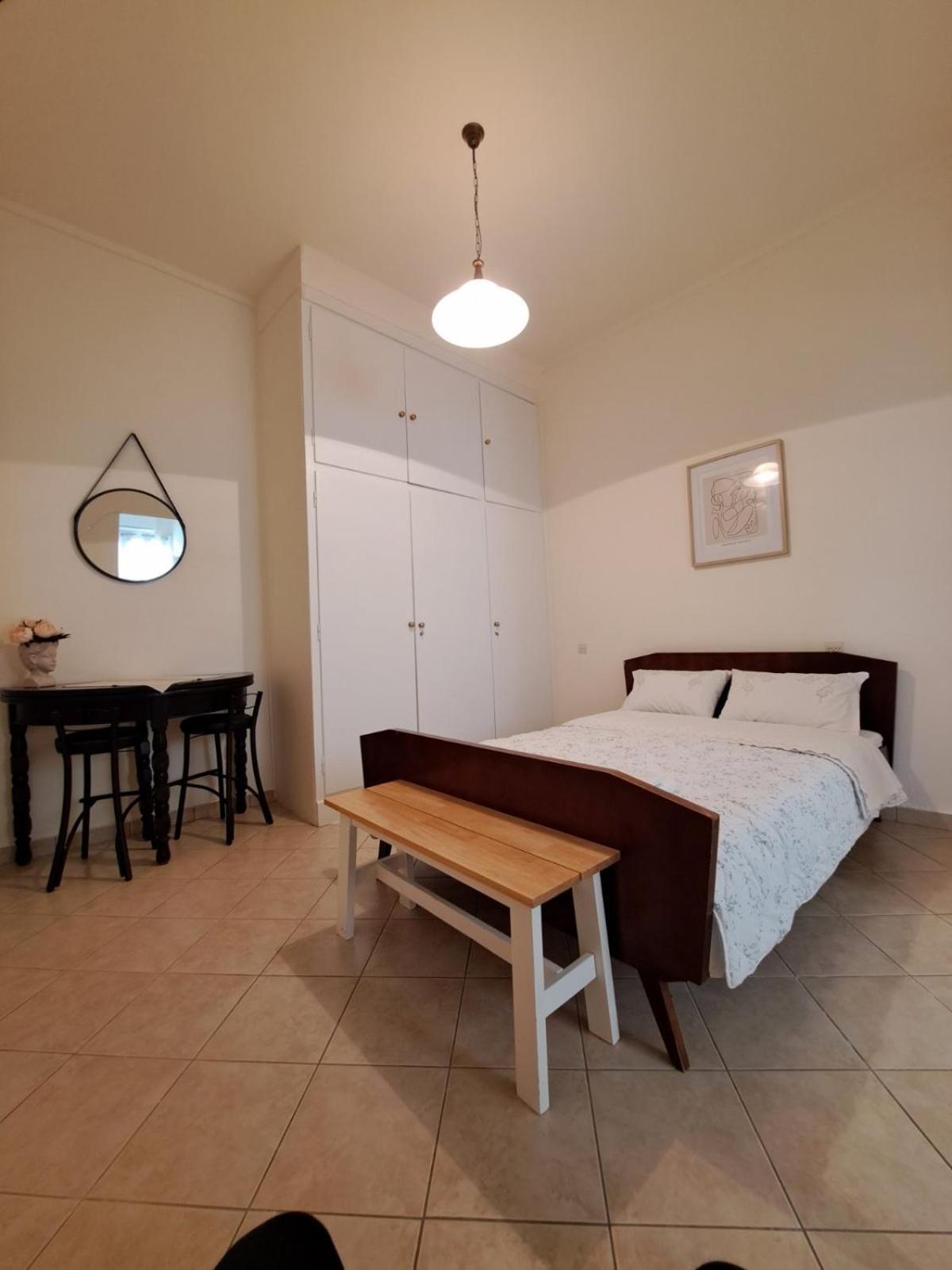 One-Bedroom Apartment photo 3