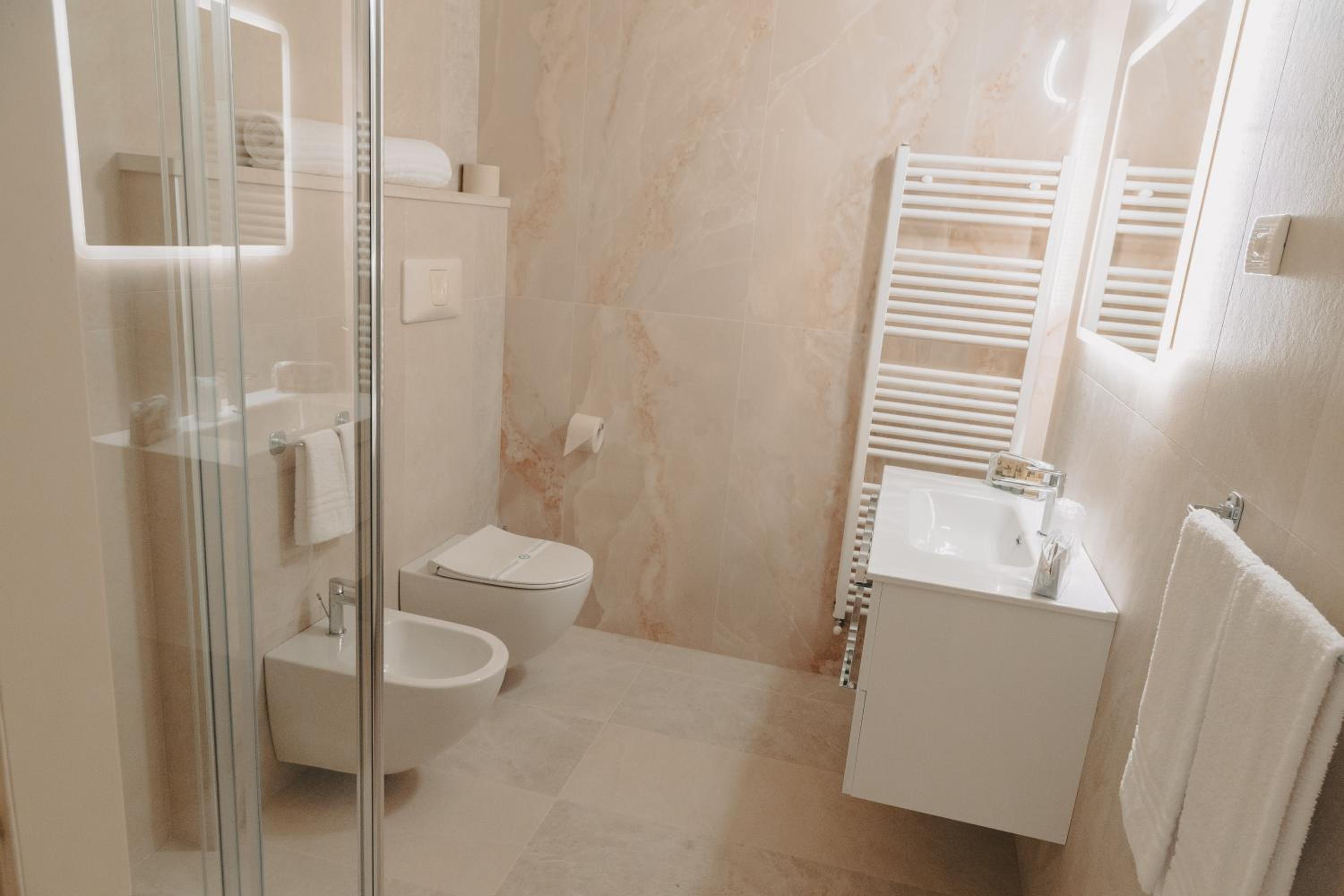 Double or Twin Room with Terrace photo 2
