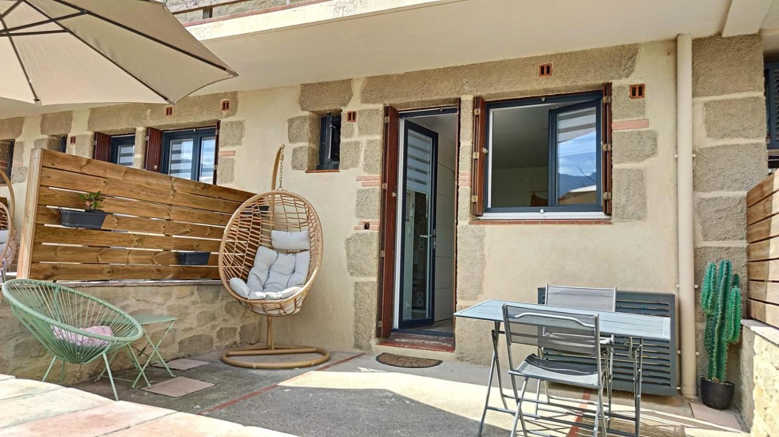 Studio with Terrace "Le Racou" - Park View