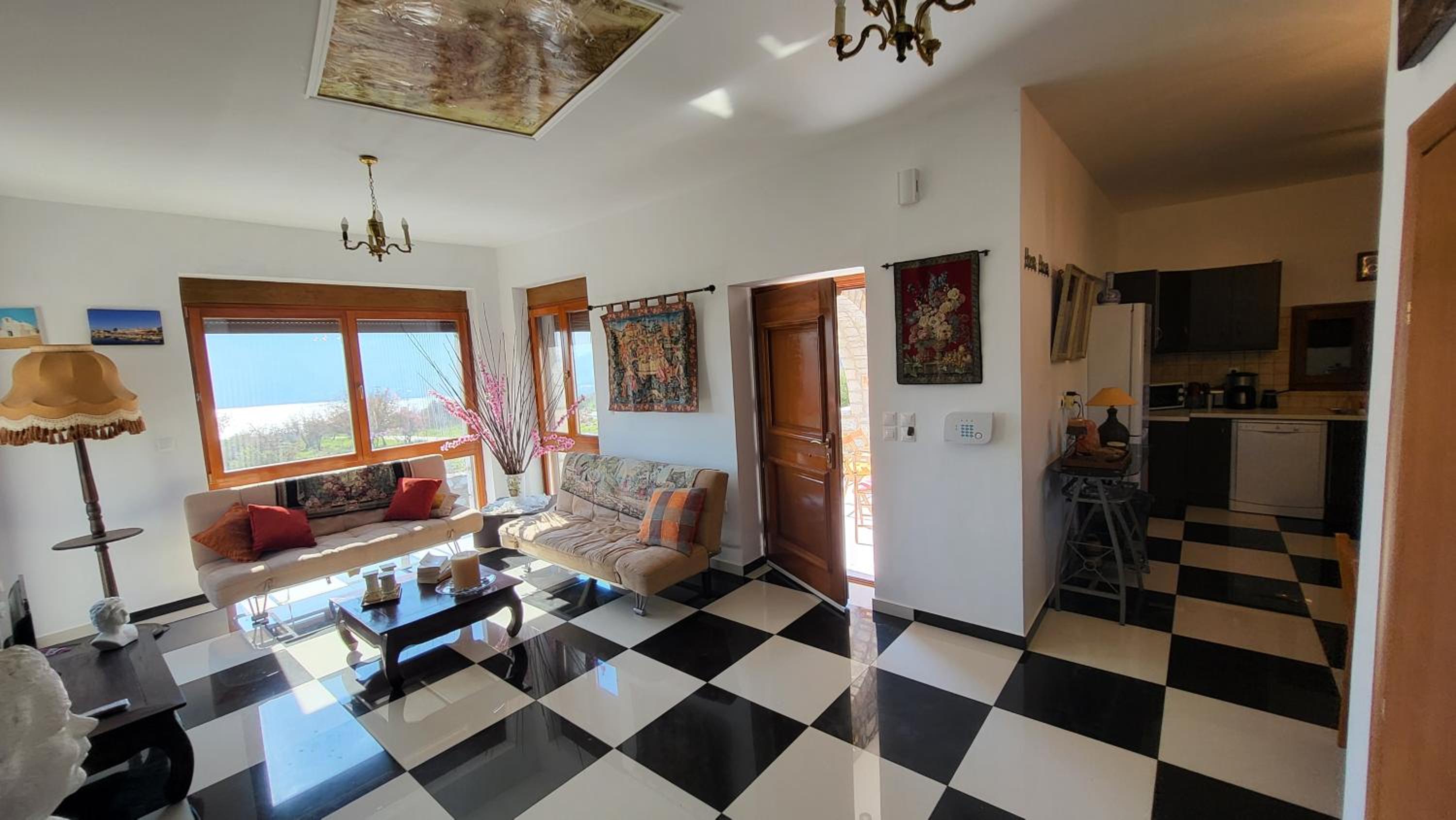 Four-Bedroom Villa photo 1