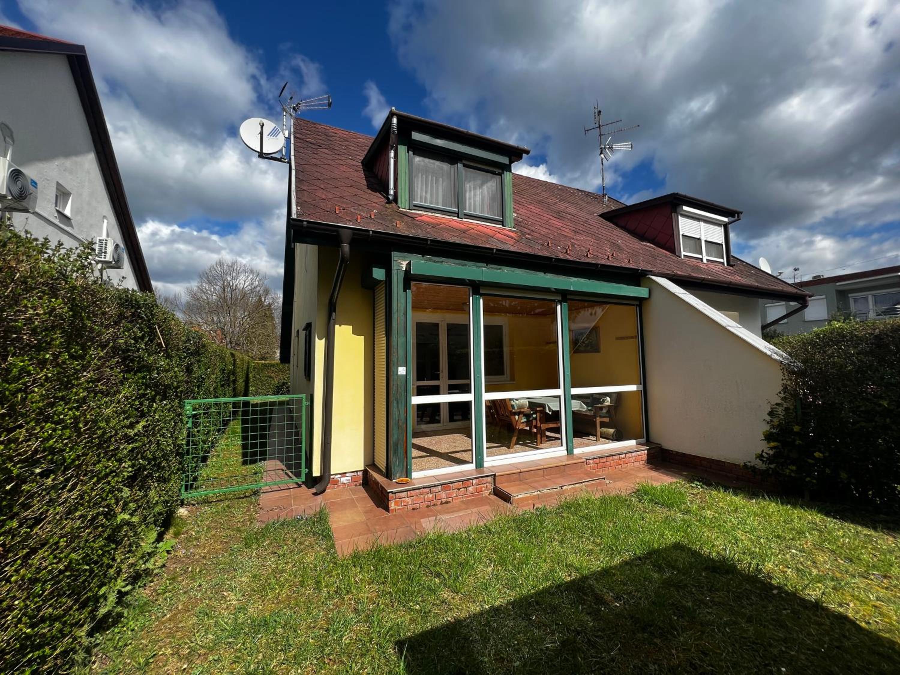 Two-Bedroom House photo 1