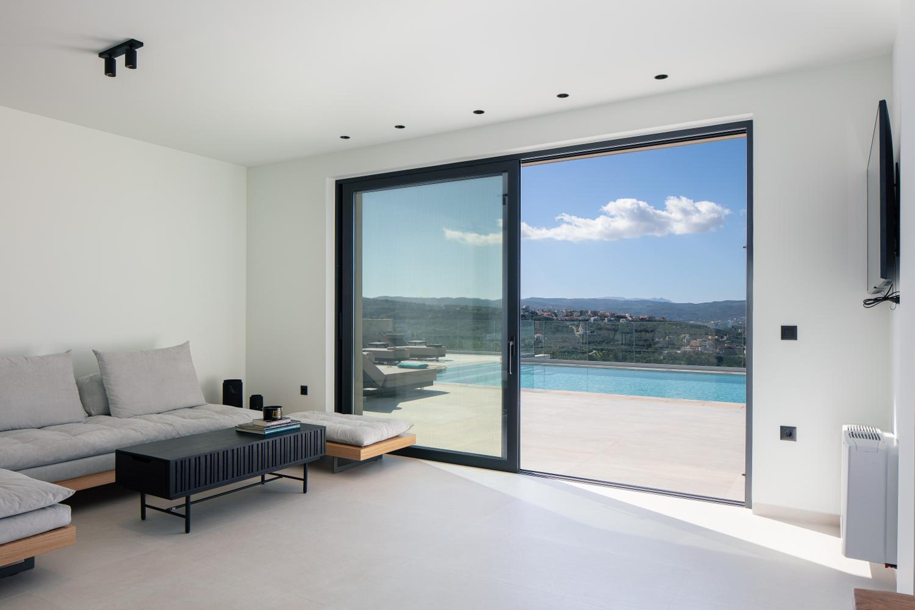 Superior Villa photo 1