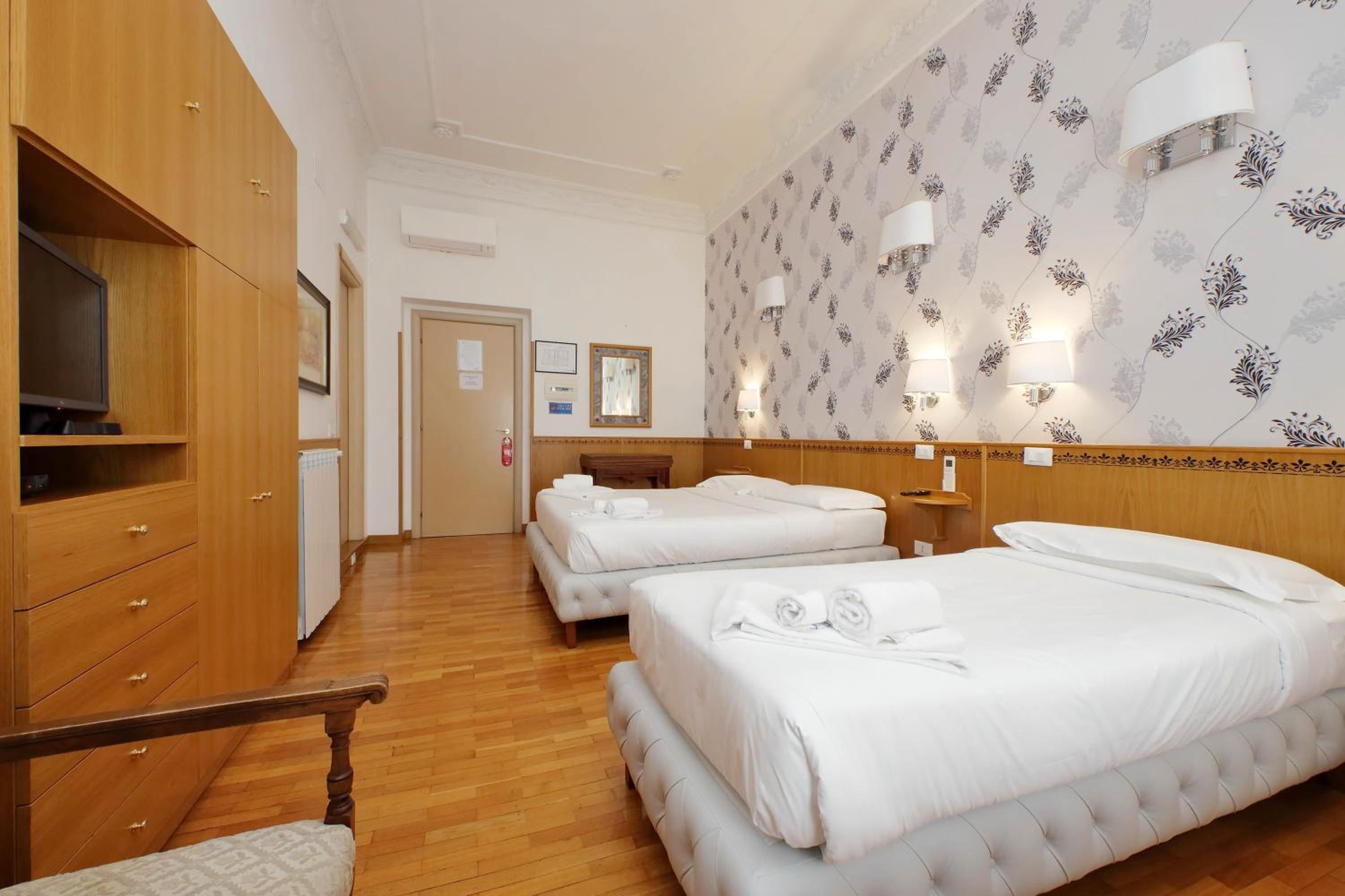Quadruple Room photo 3
