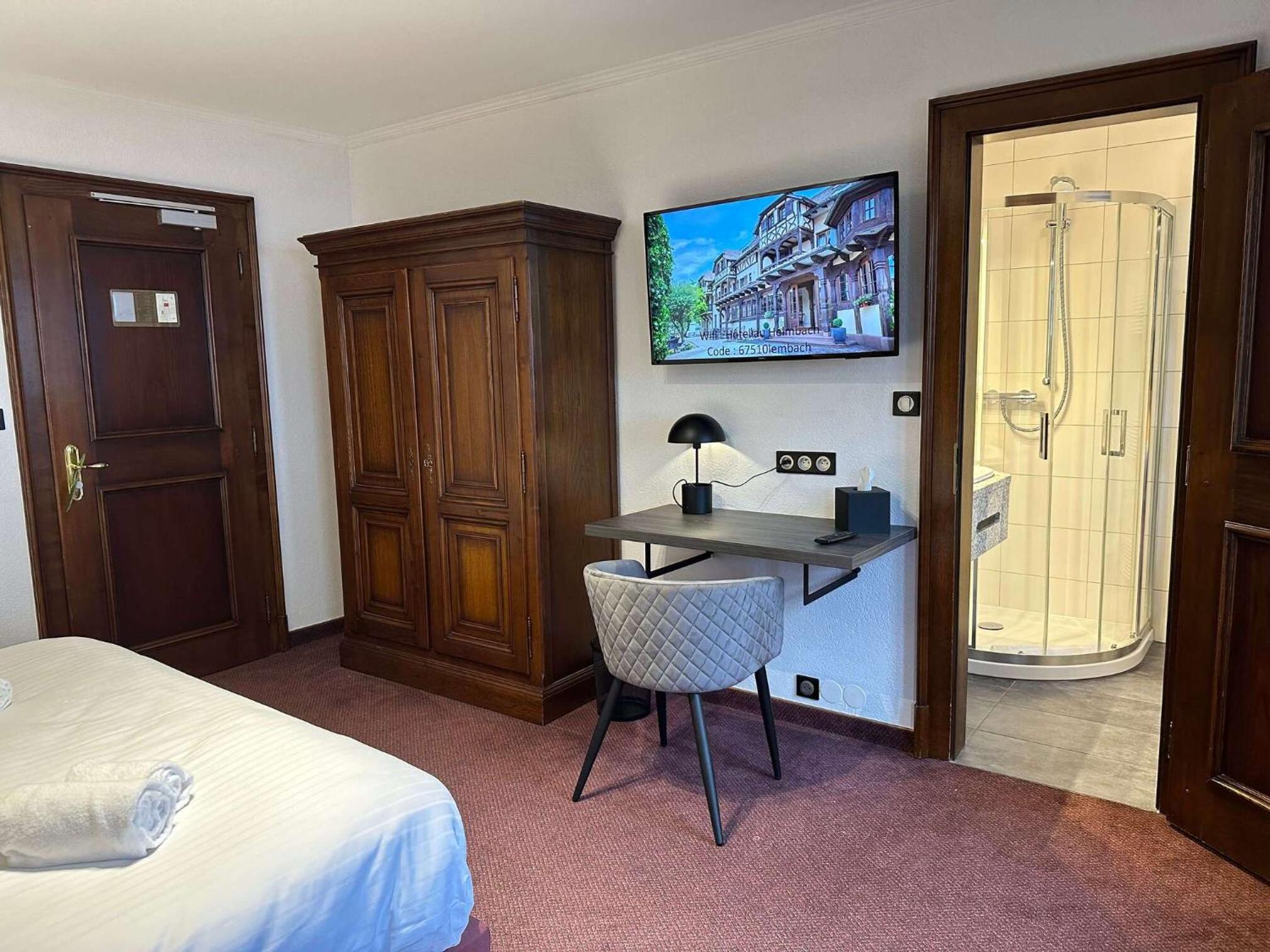 Superior Double or Twin Room - Photo 1