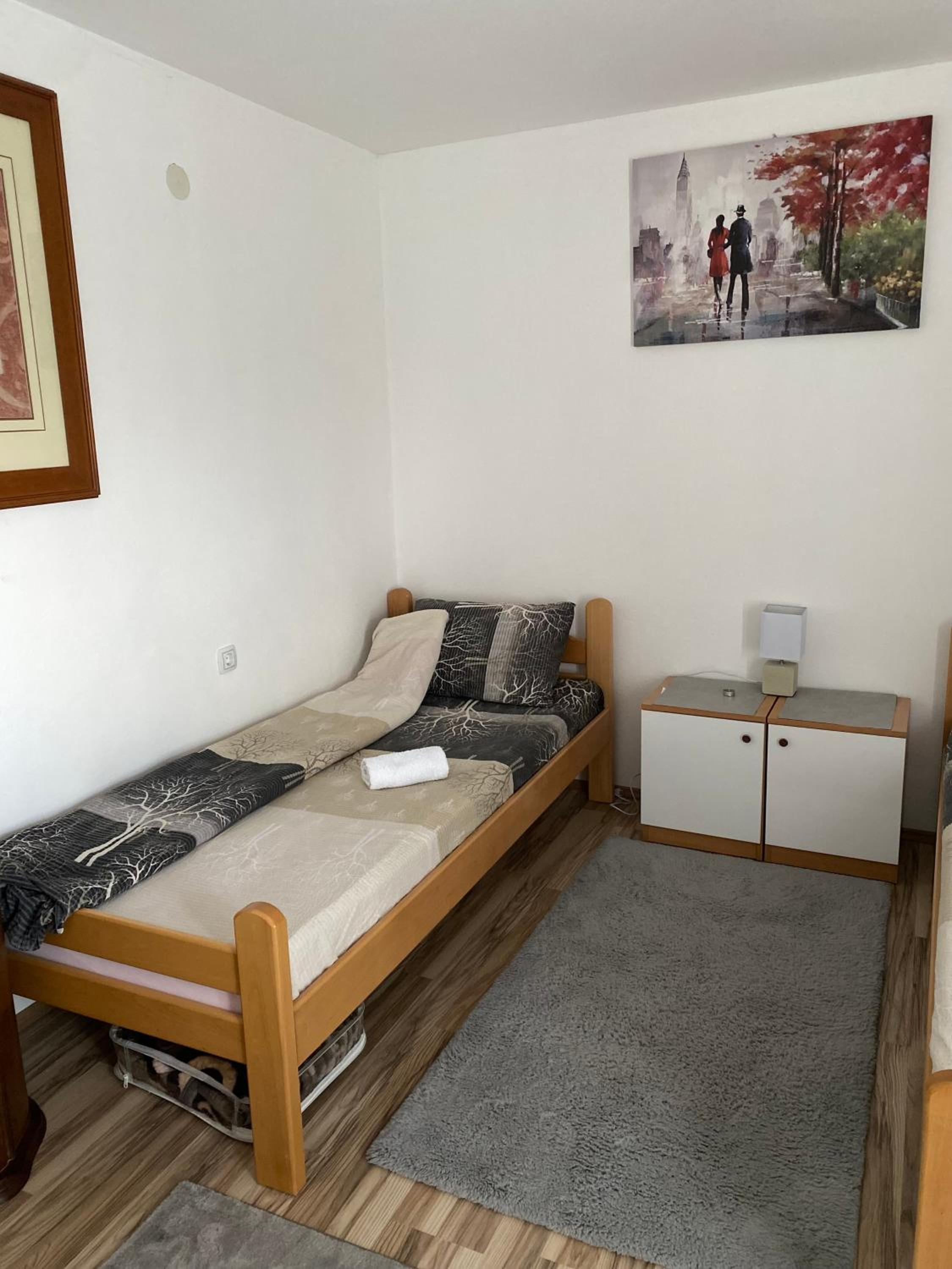 One-Bedroom Apartment photo 2