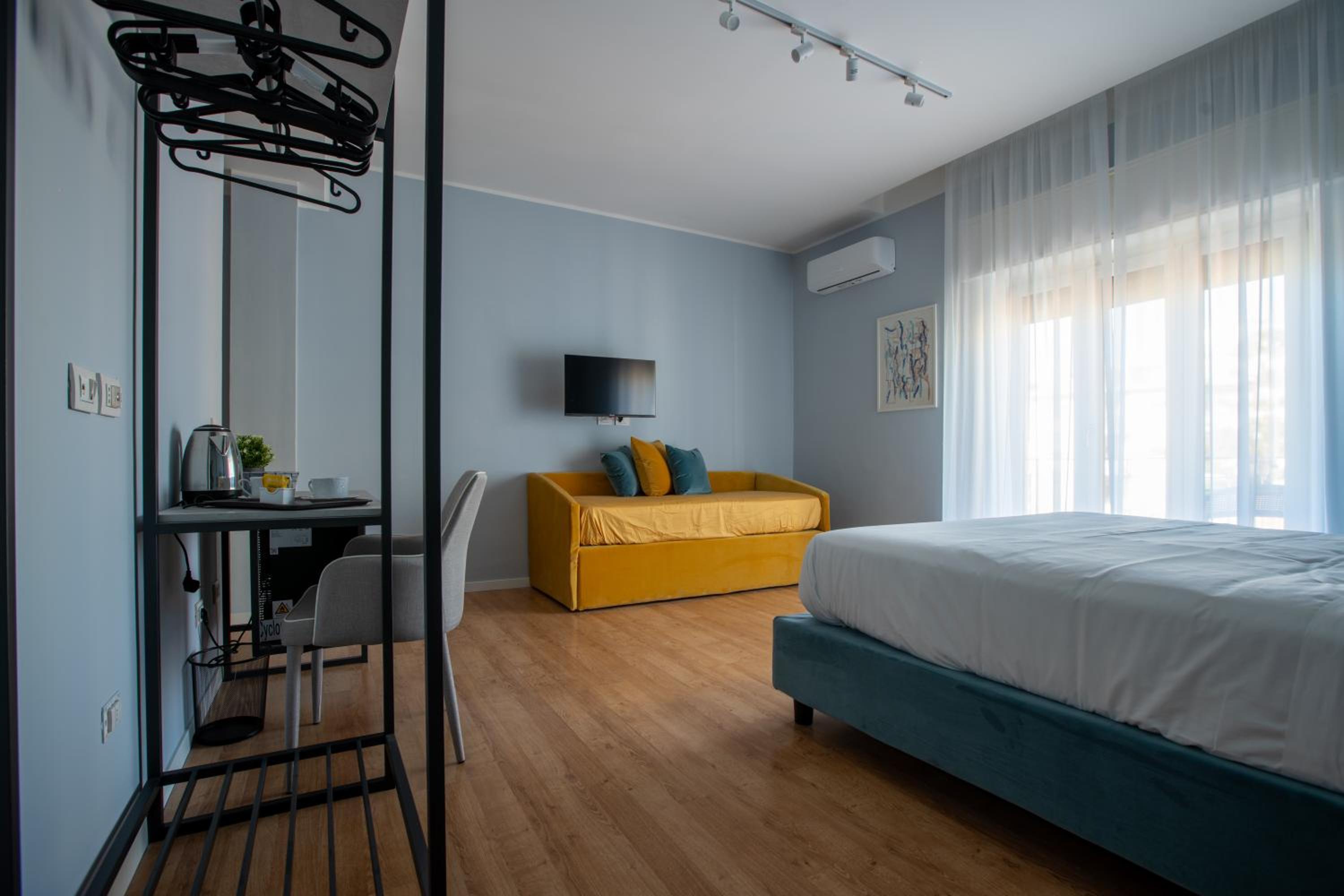 Superior Triple Room with Sea View