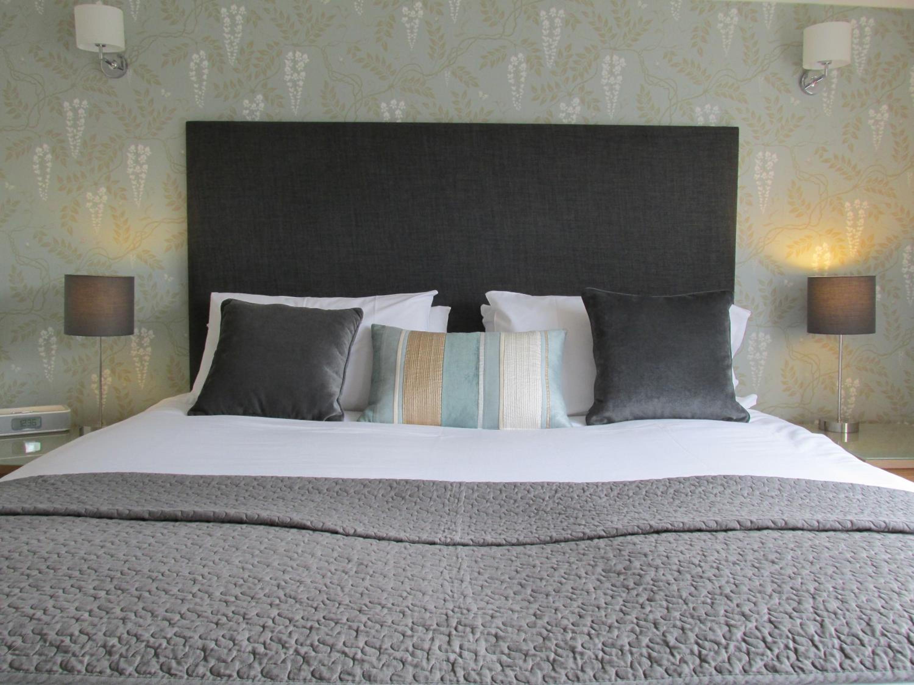 Deluxe King Room with Sea View photo 2