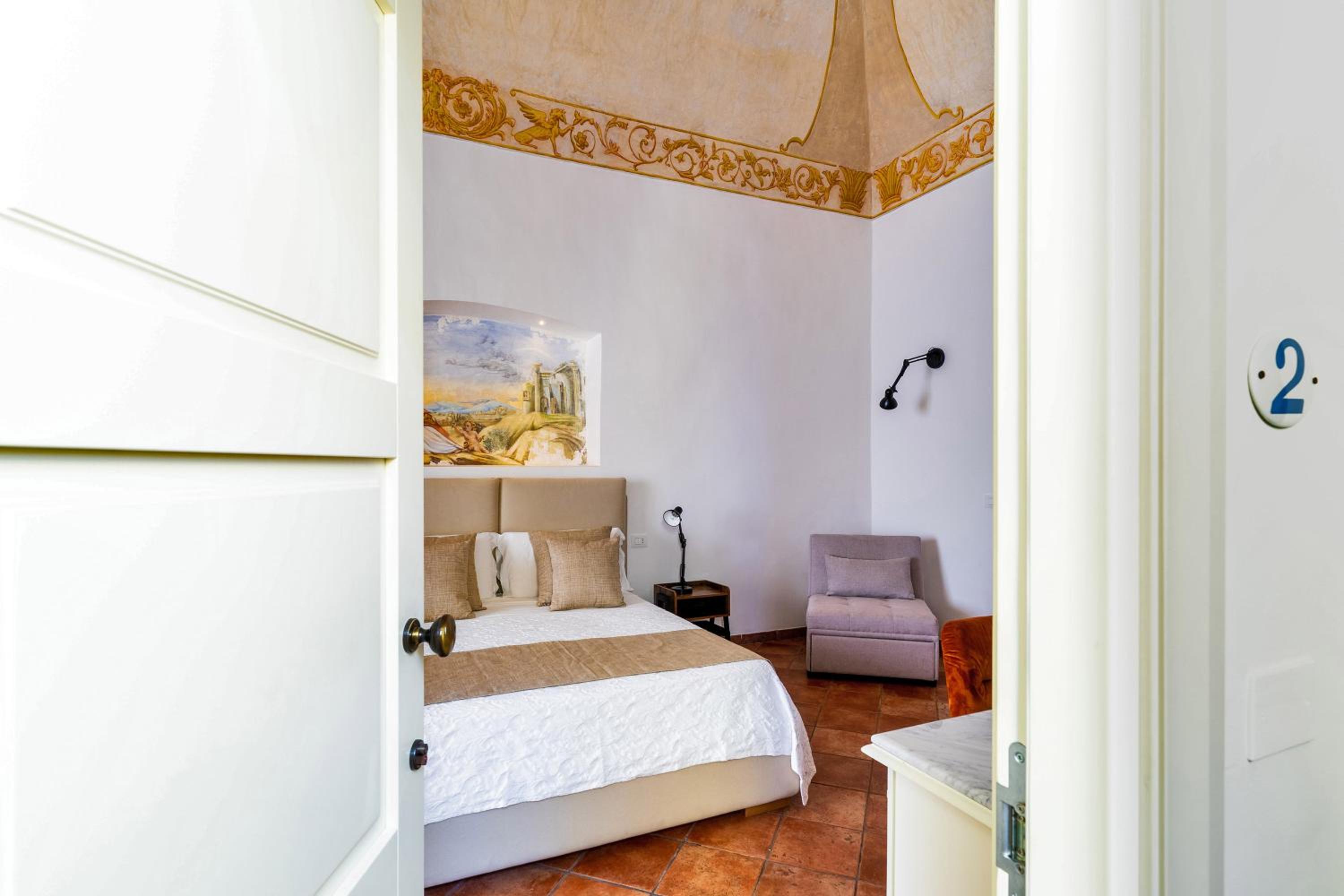 Superior Suite - Photo 1