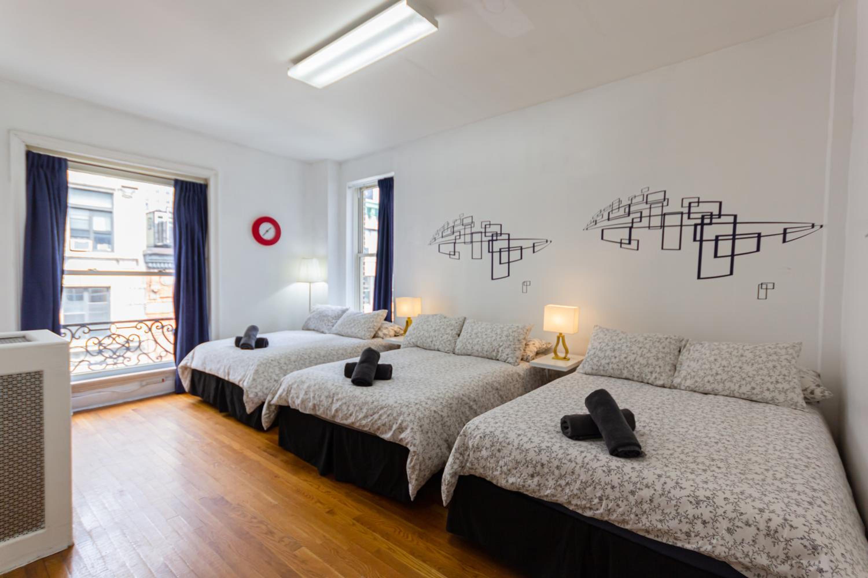 Studio Apartment photo 2