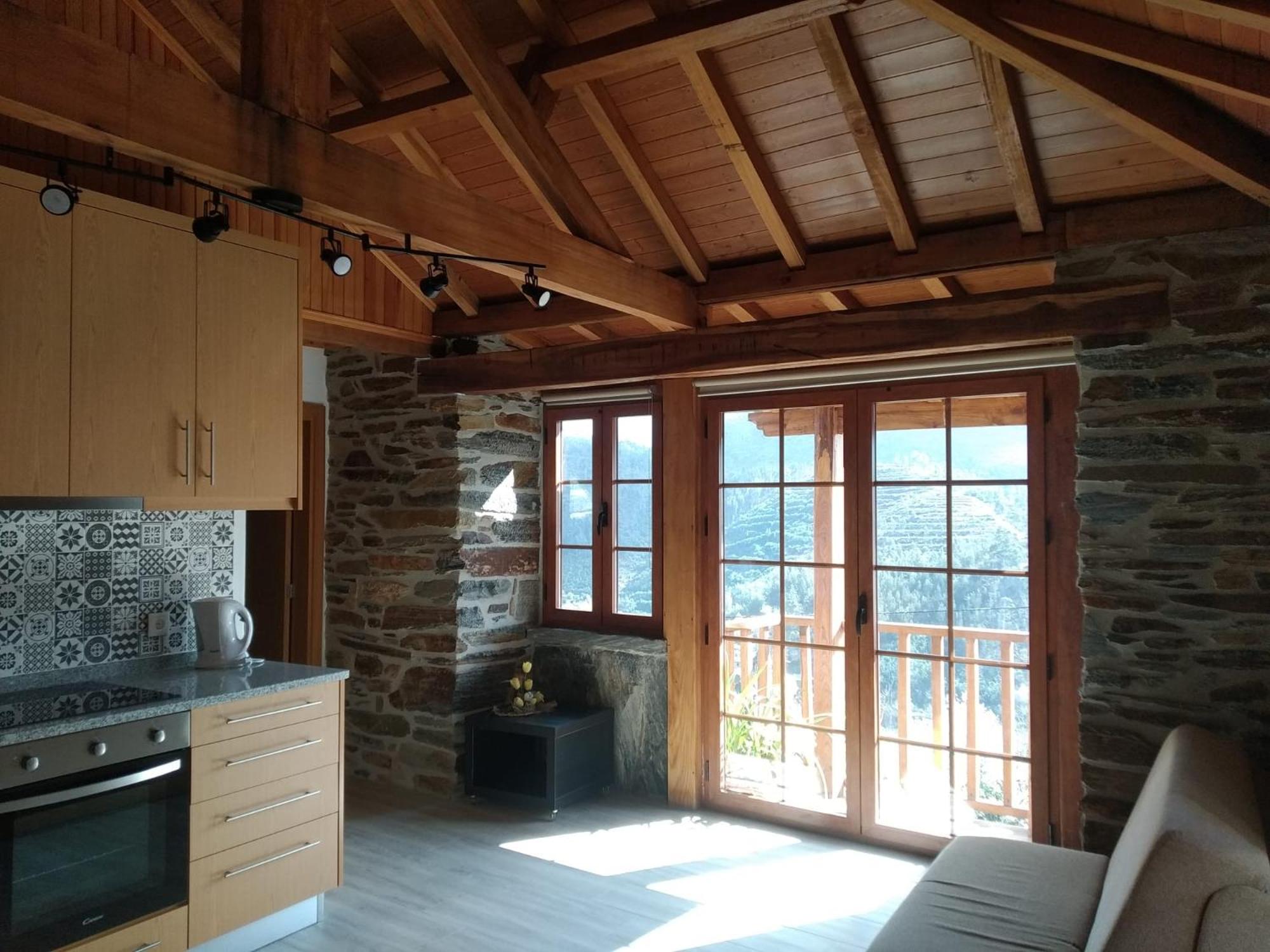 One-Bedroom House - Photo 13