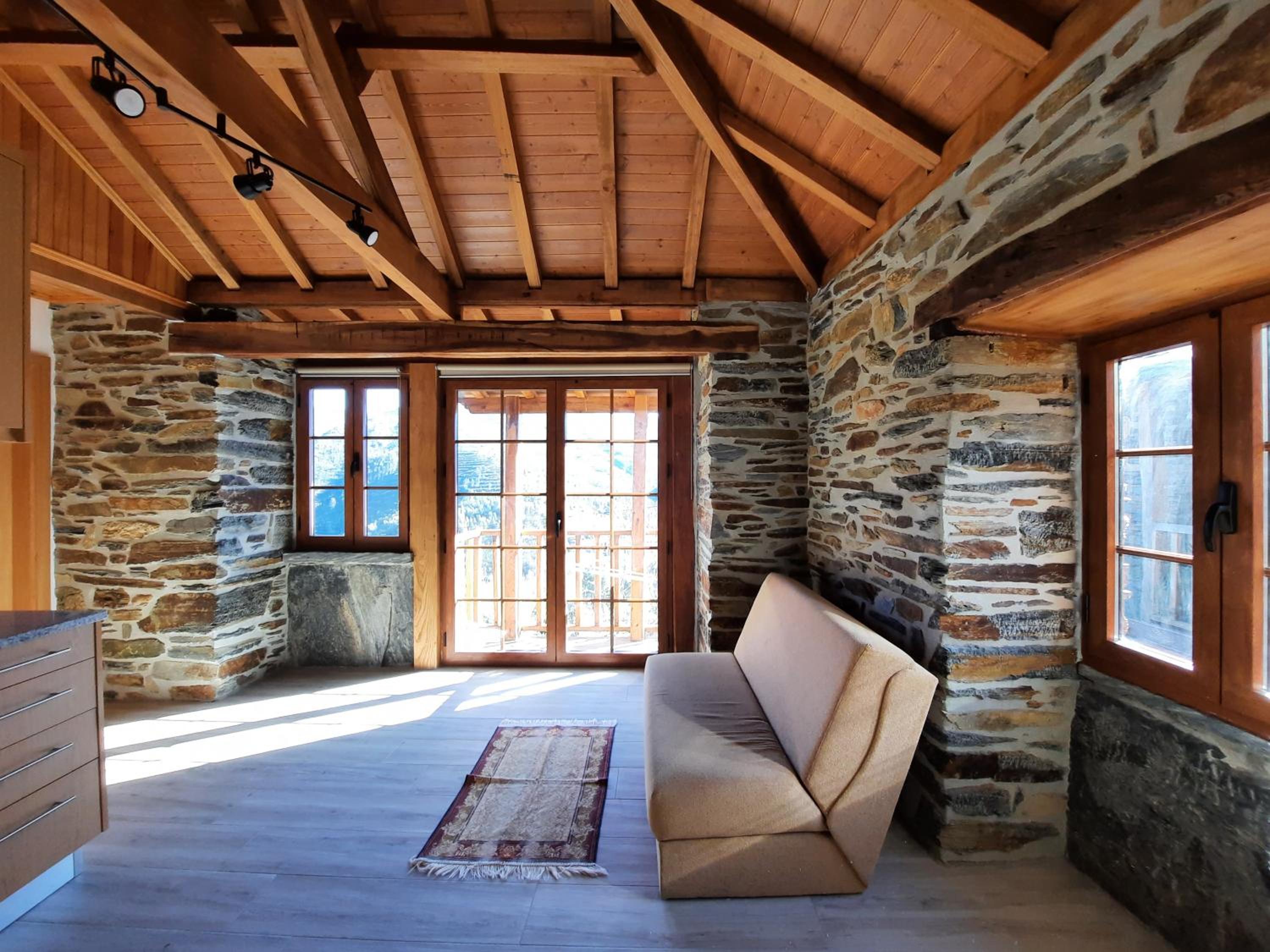 One-Bedroom House - Photo 11