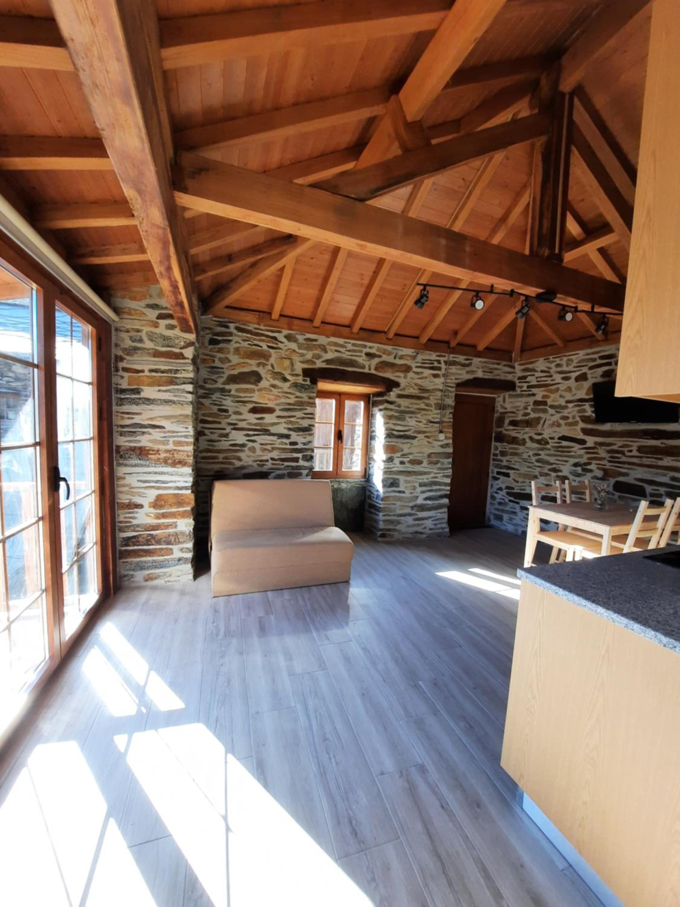 One-Bedroom House - Photo 3