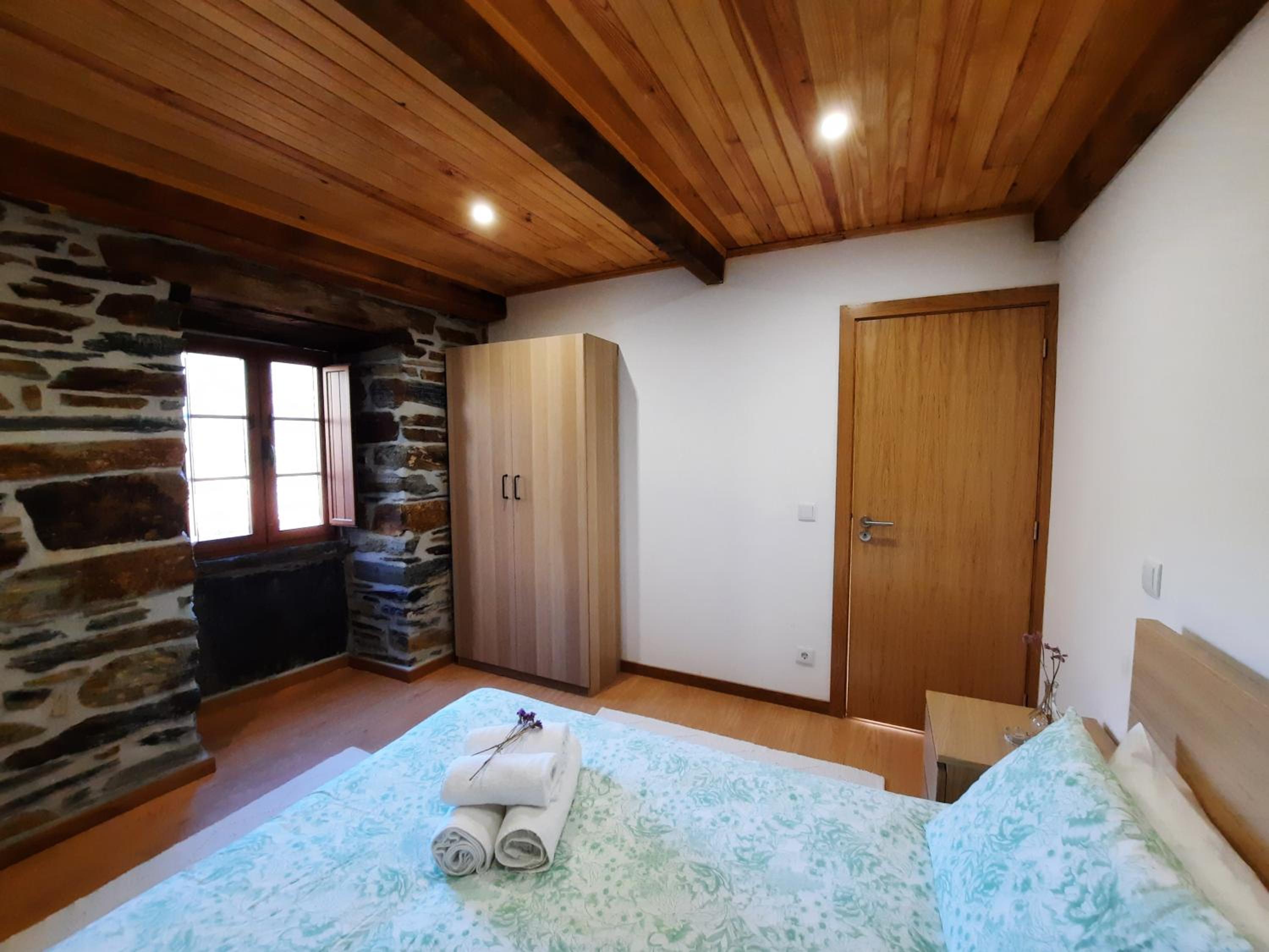 One-Bedroom House - Photo 19