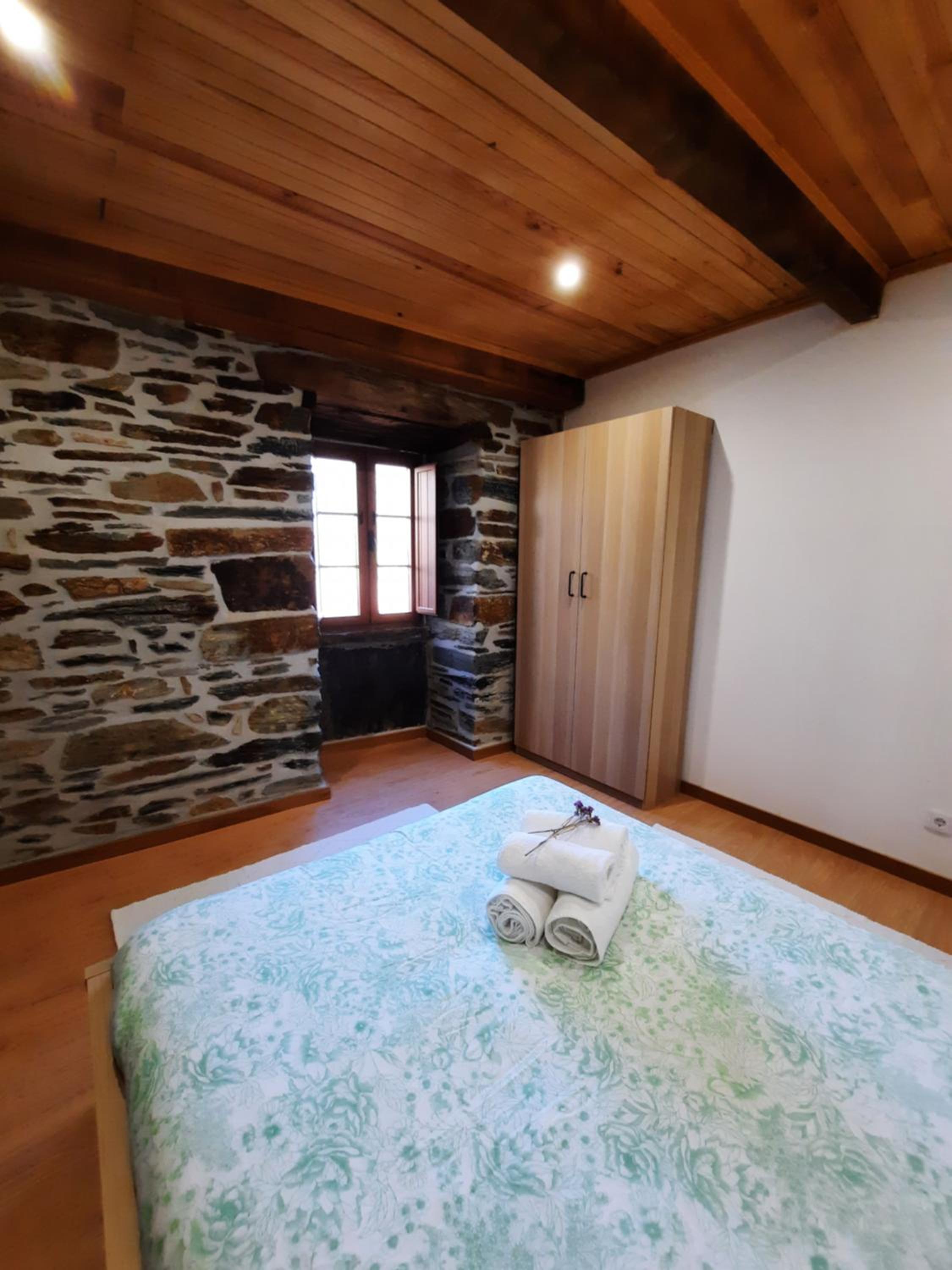 One-Bedroom House - Photo 15