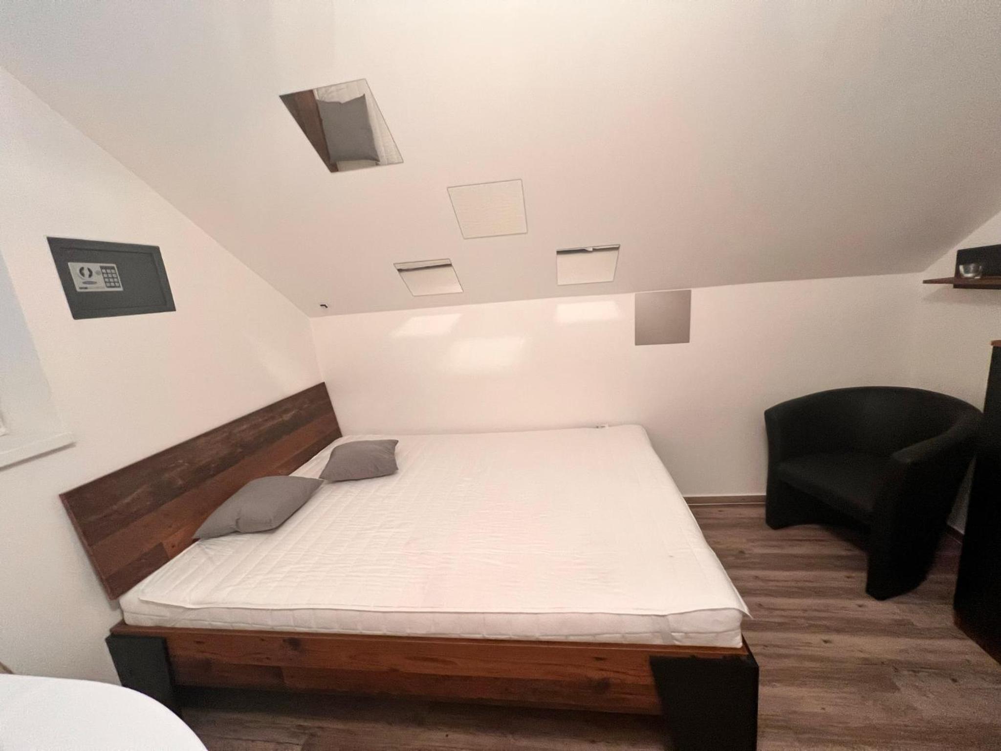 Deluxe Double Room with Bath photo 1