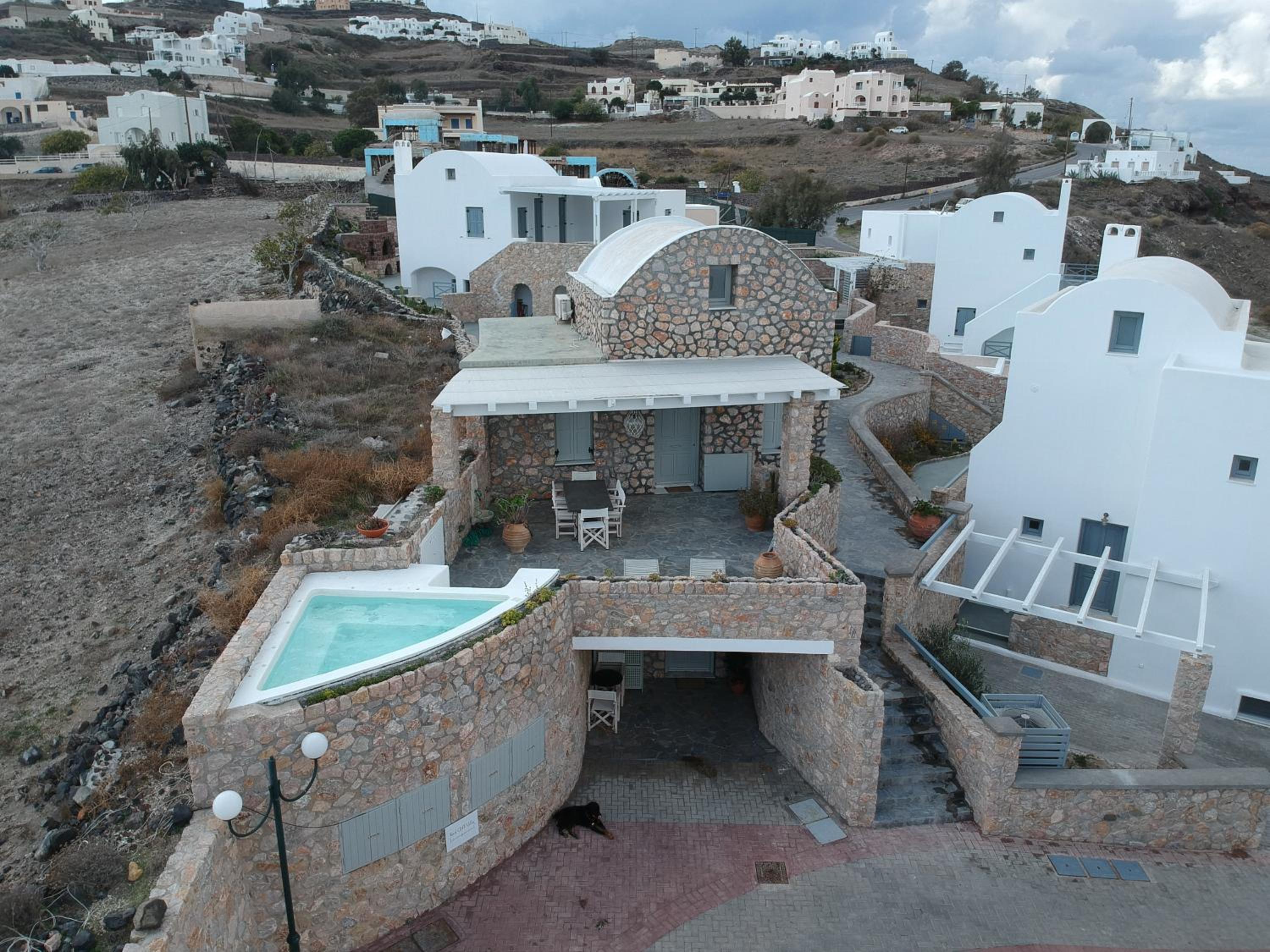 Two-Bedroom Villa - Photo 34