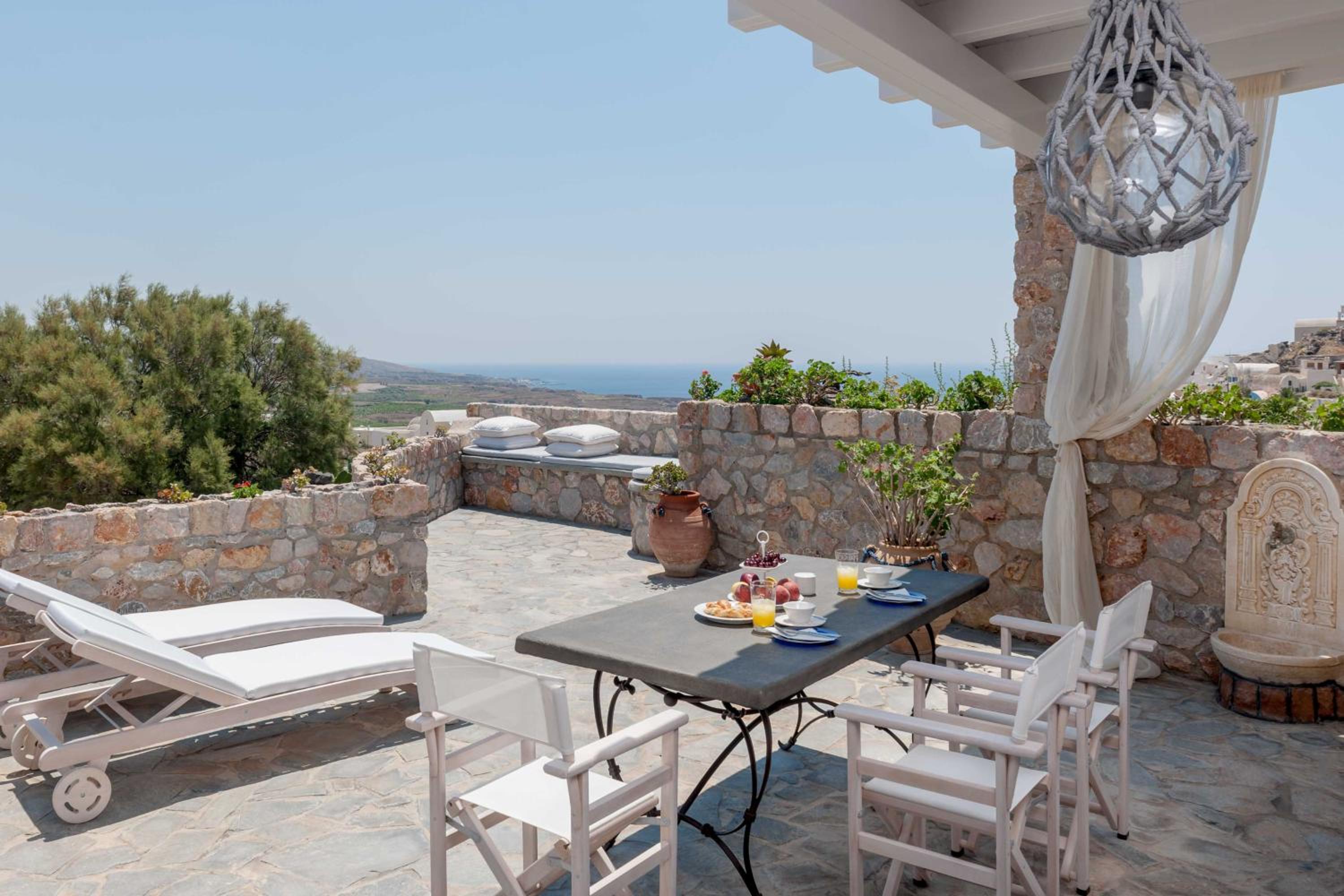 Two-Bedroom Villa - Photo 18