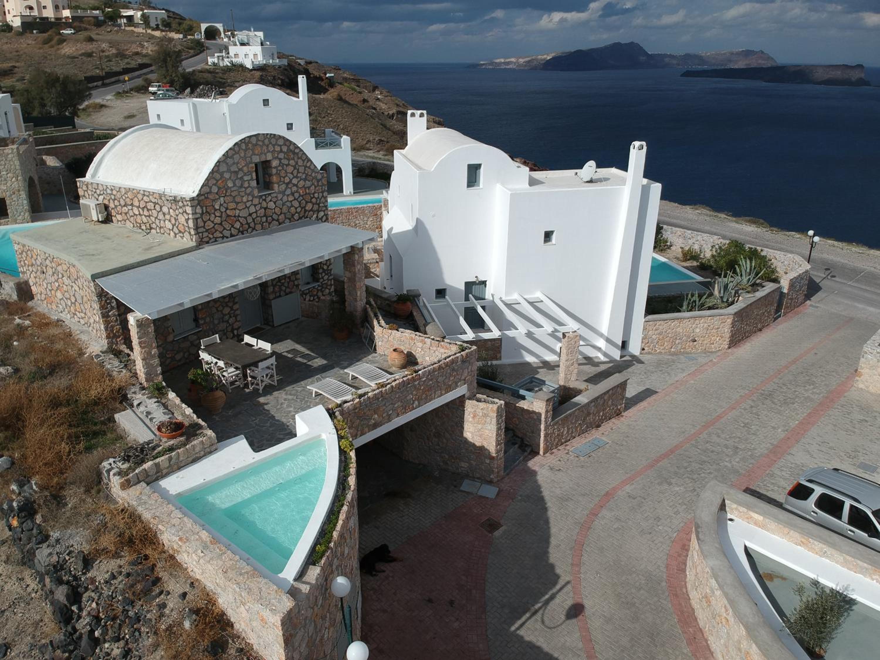 Two-Bedroom Villa - Photo 17