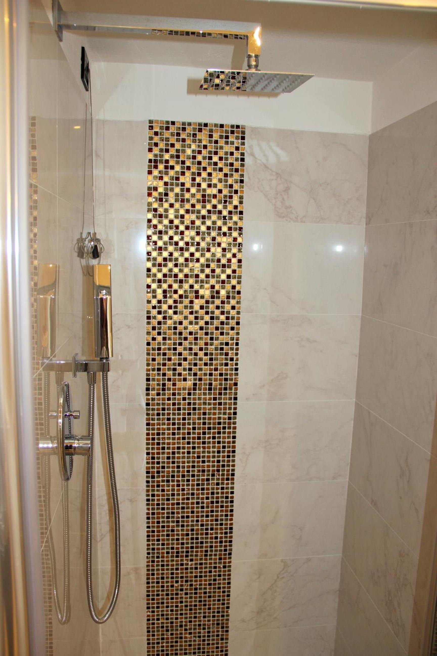 Superior Triple Room - Photo 11