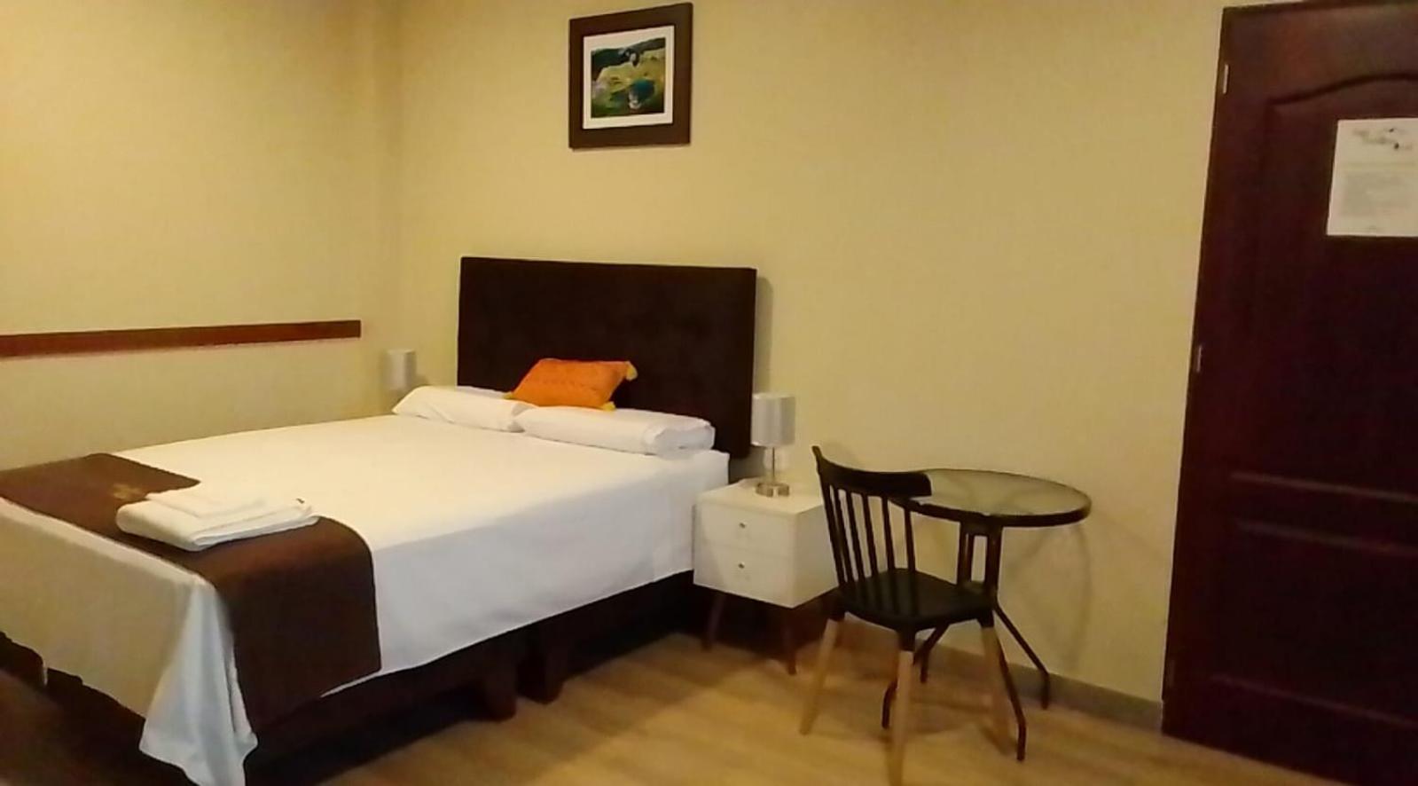 Deluxe Queen Room photo 2