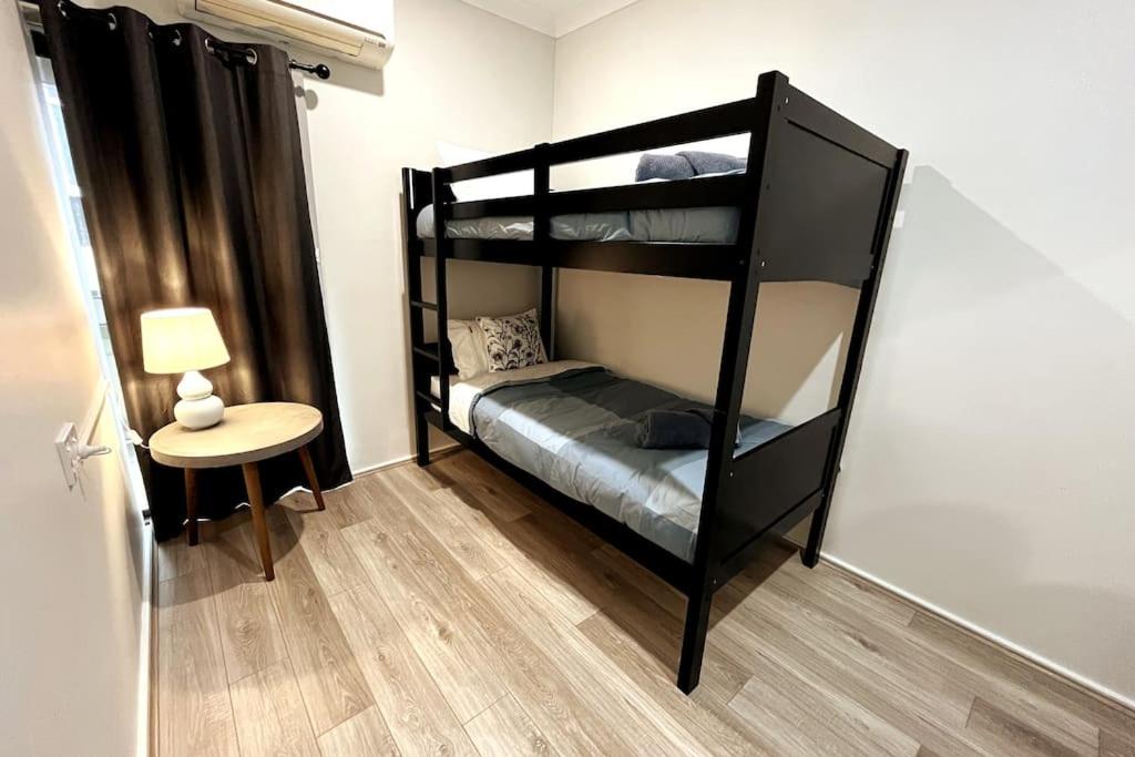 Three-Bedroom Apartment photo 2