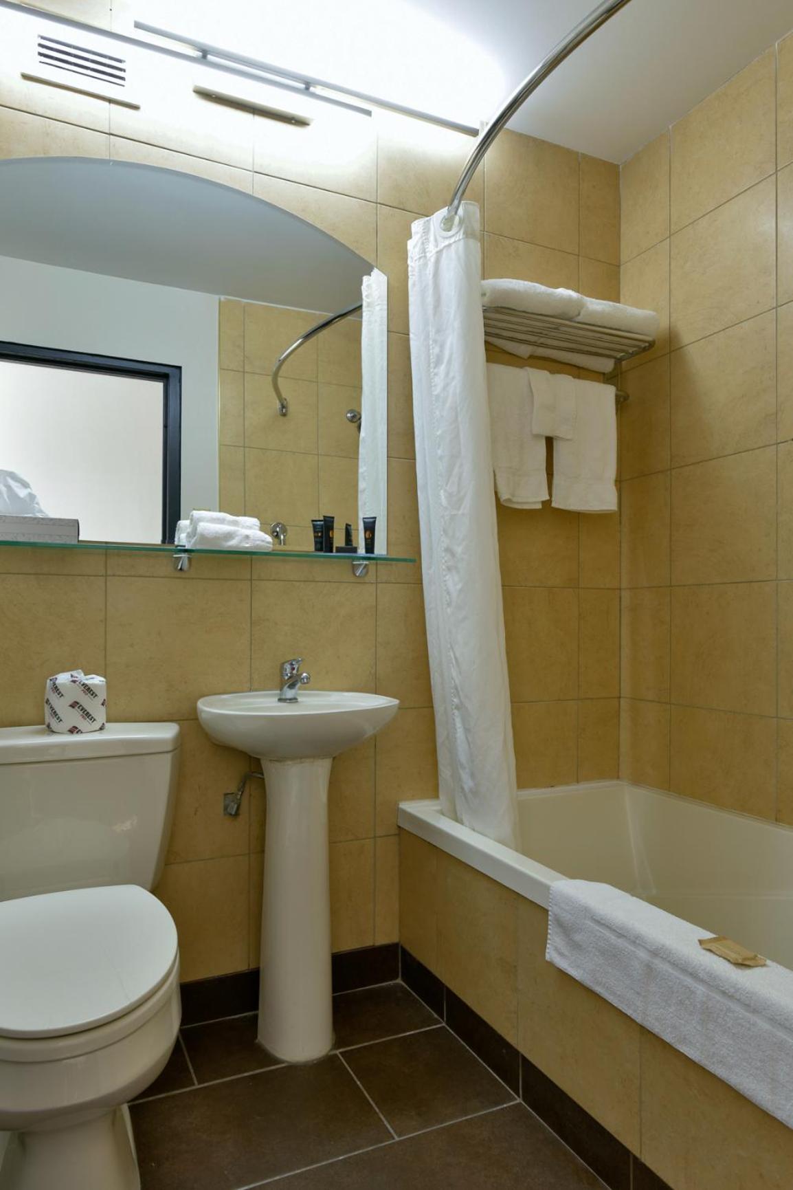 Empire Suites — photo 83