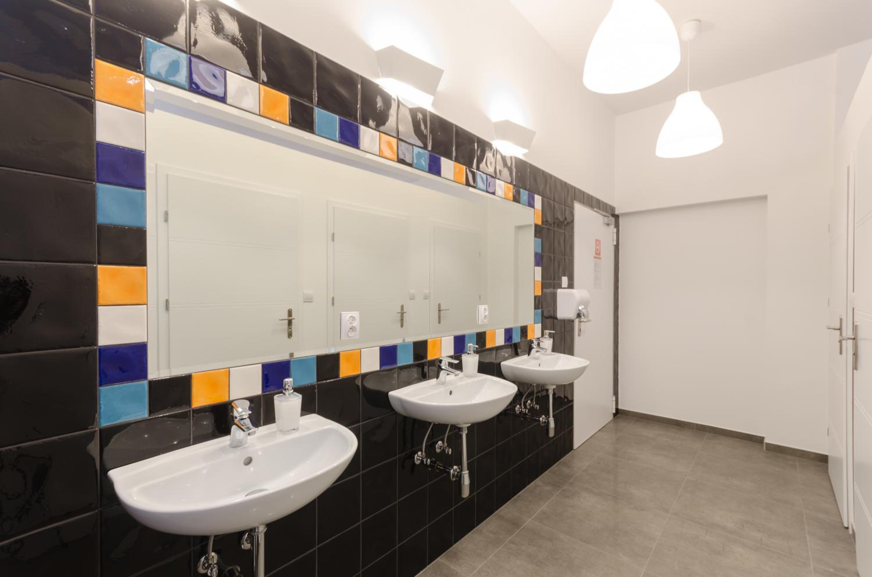 Twin Room with Shared Bathroom