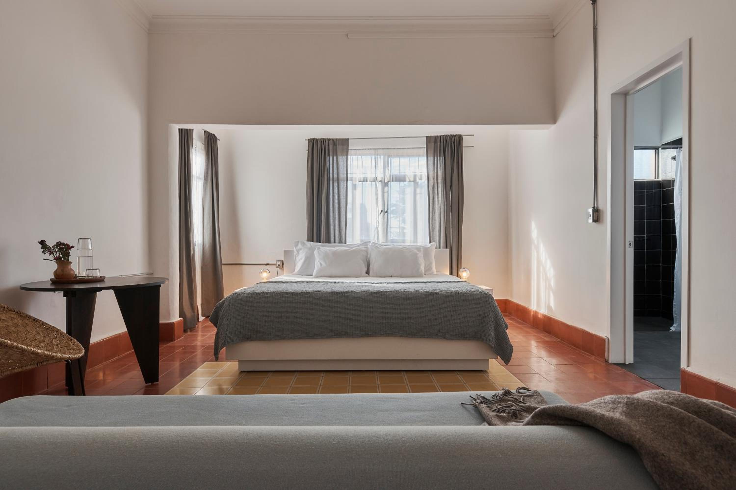 Deluxe King Suite