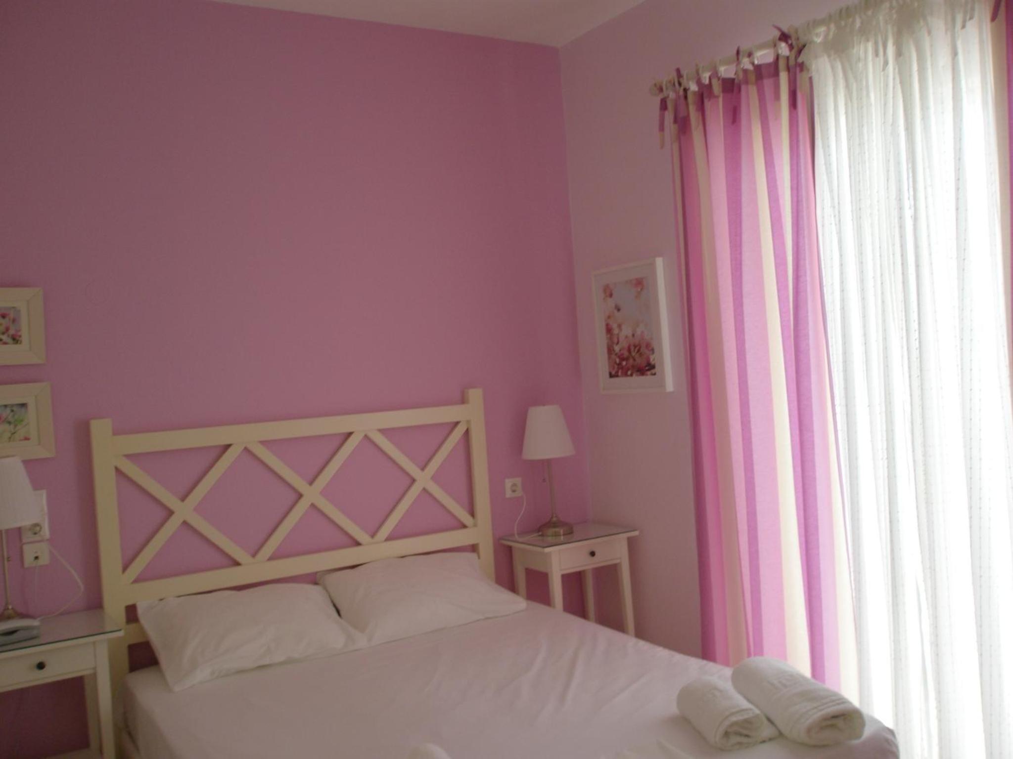 Economy Double Room photo 3