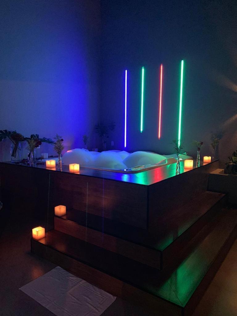 Deluxe Suite with Spa Bath photo 2
