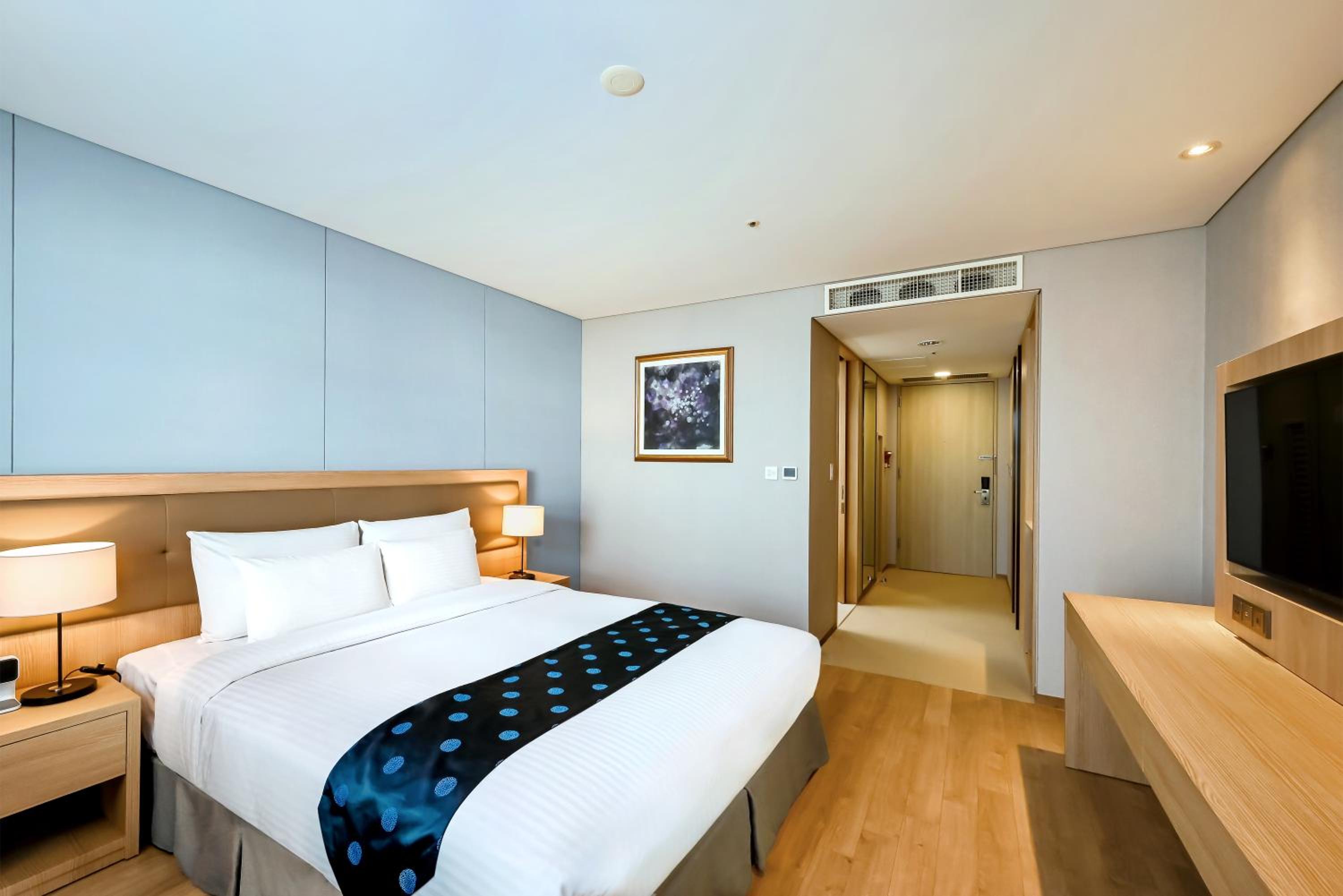 Standard Double Room - Photo 2