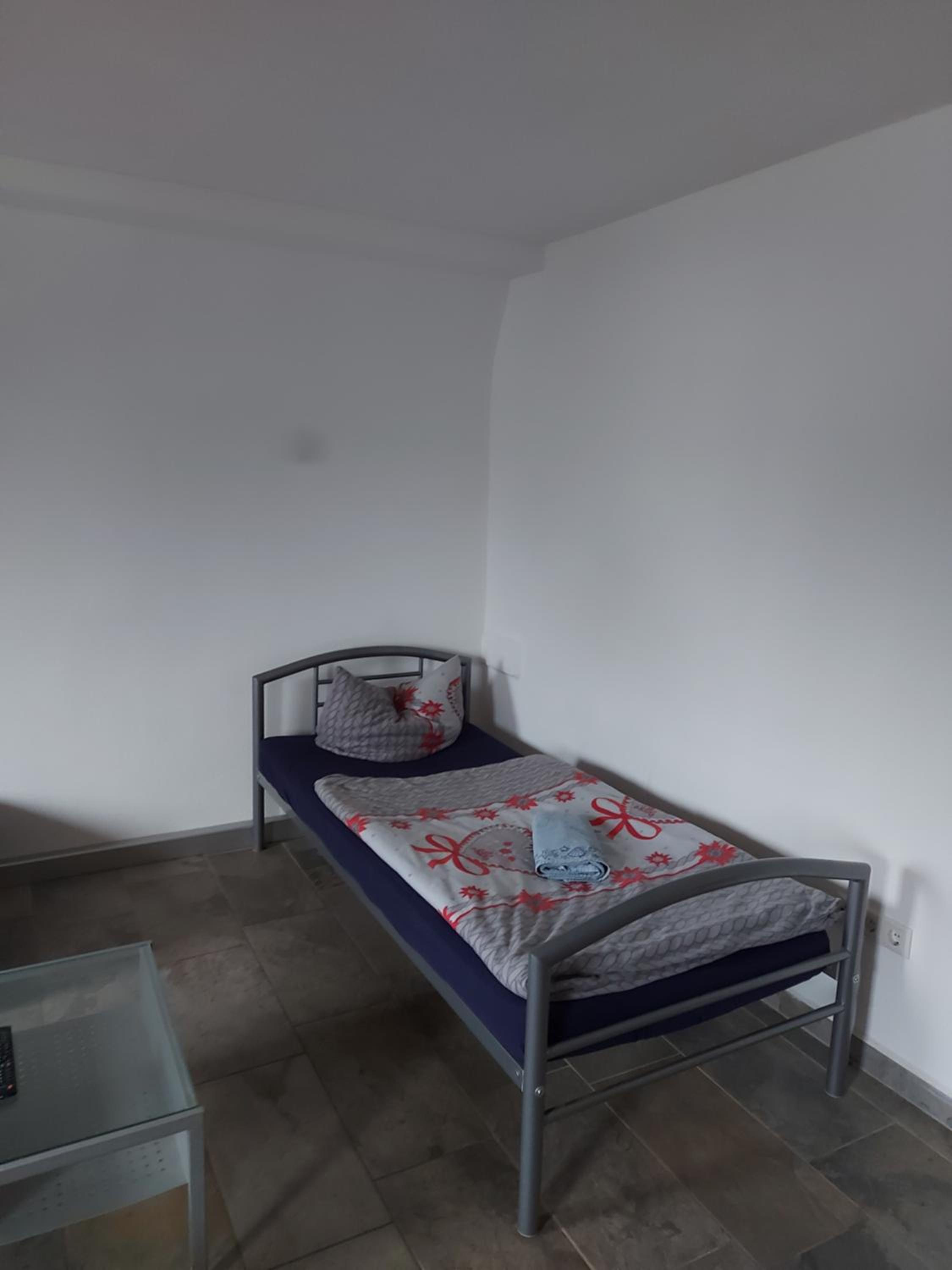 Three-Bedroom Apartment - Photo 9