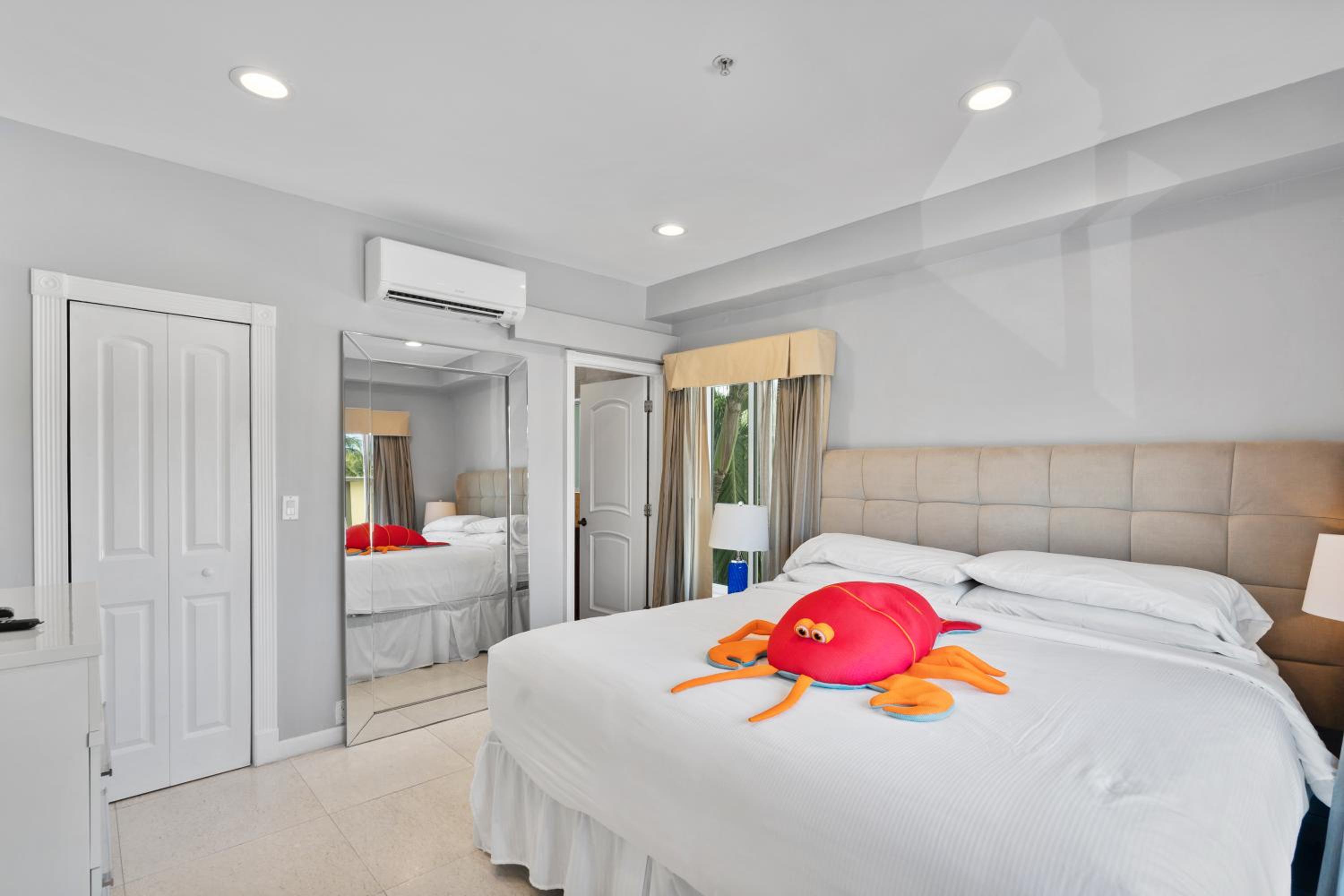 Suite with Garden View