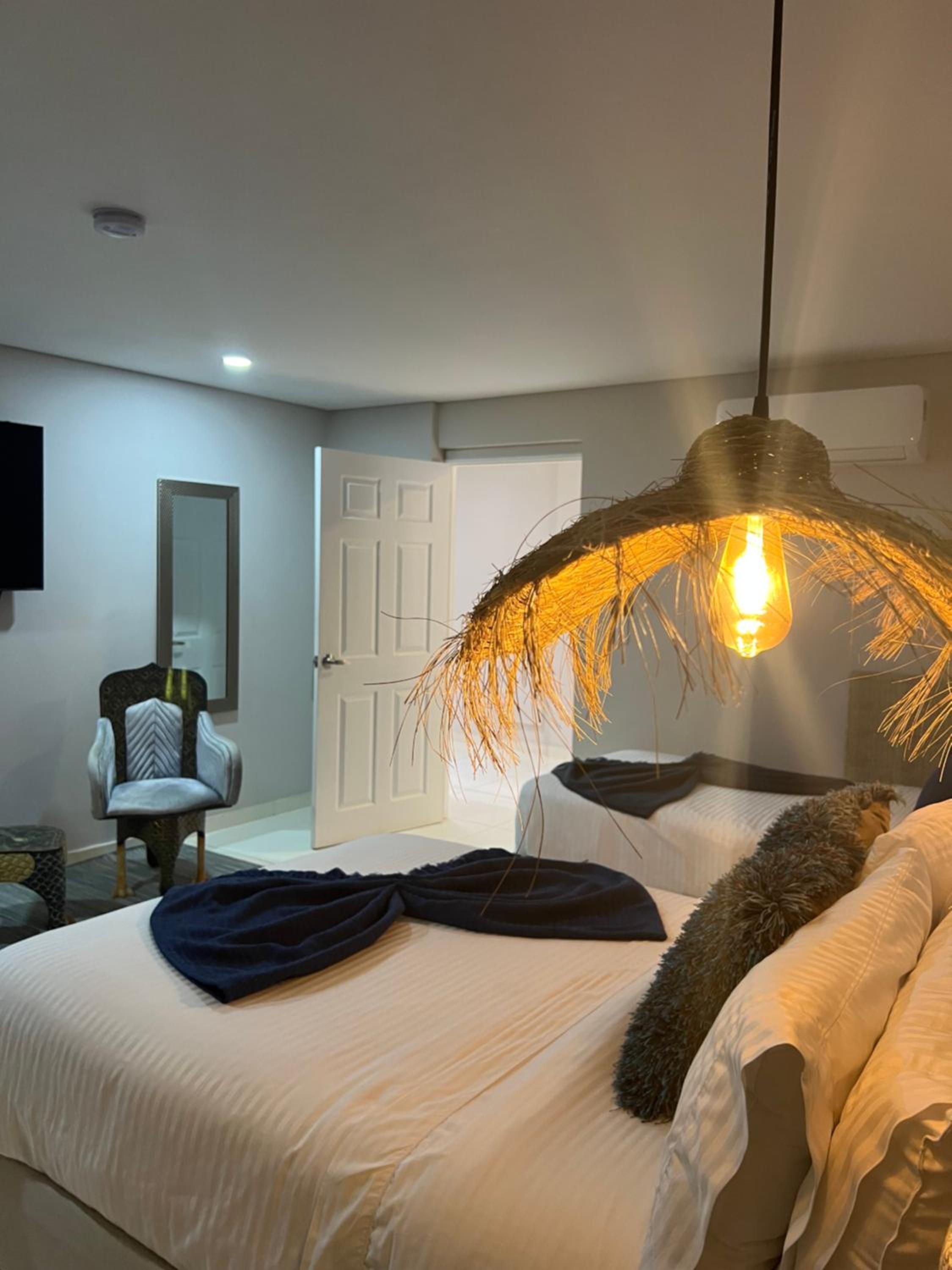 Superior Triple Room photo 2