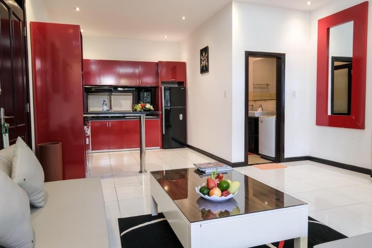 One-Bedroom Apartment - Photo 30