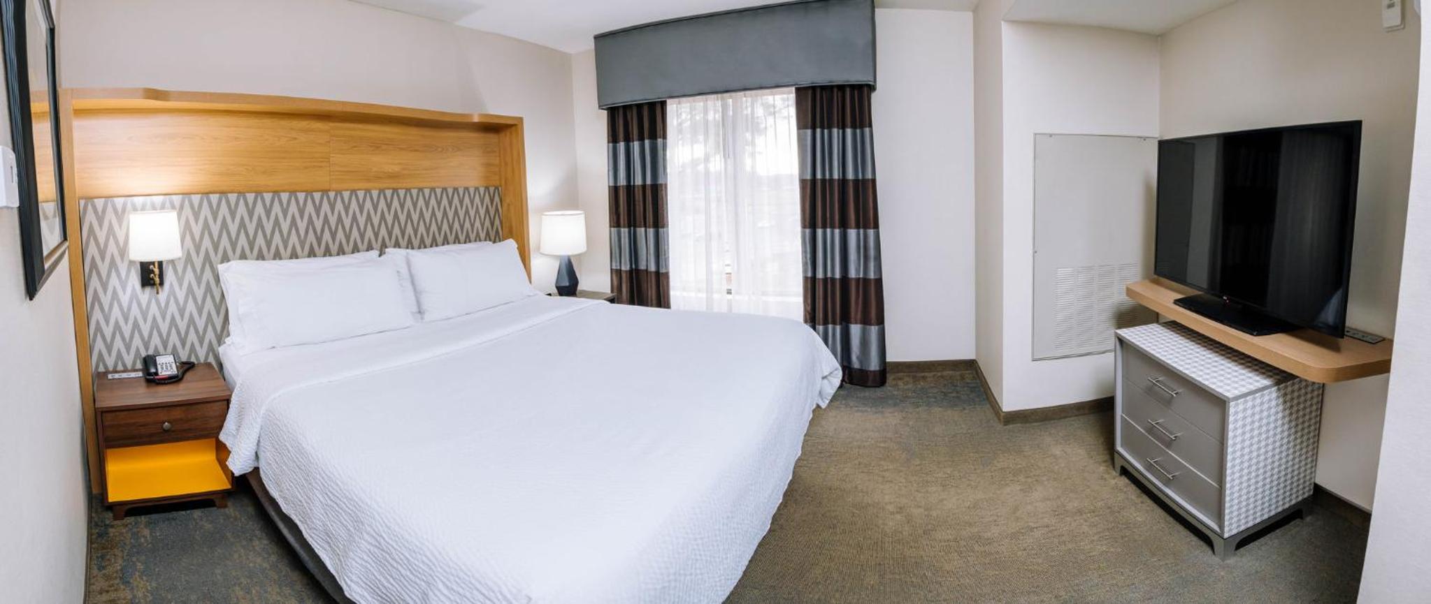 Standard King Room - Photo 1