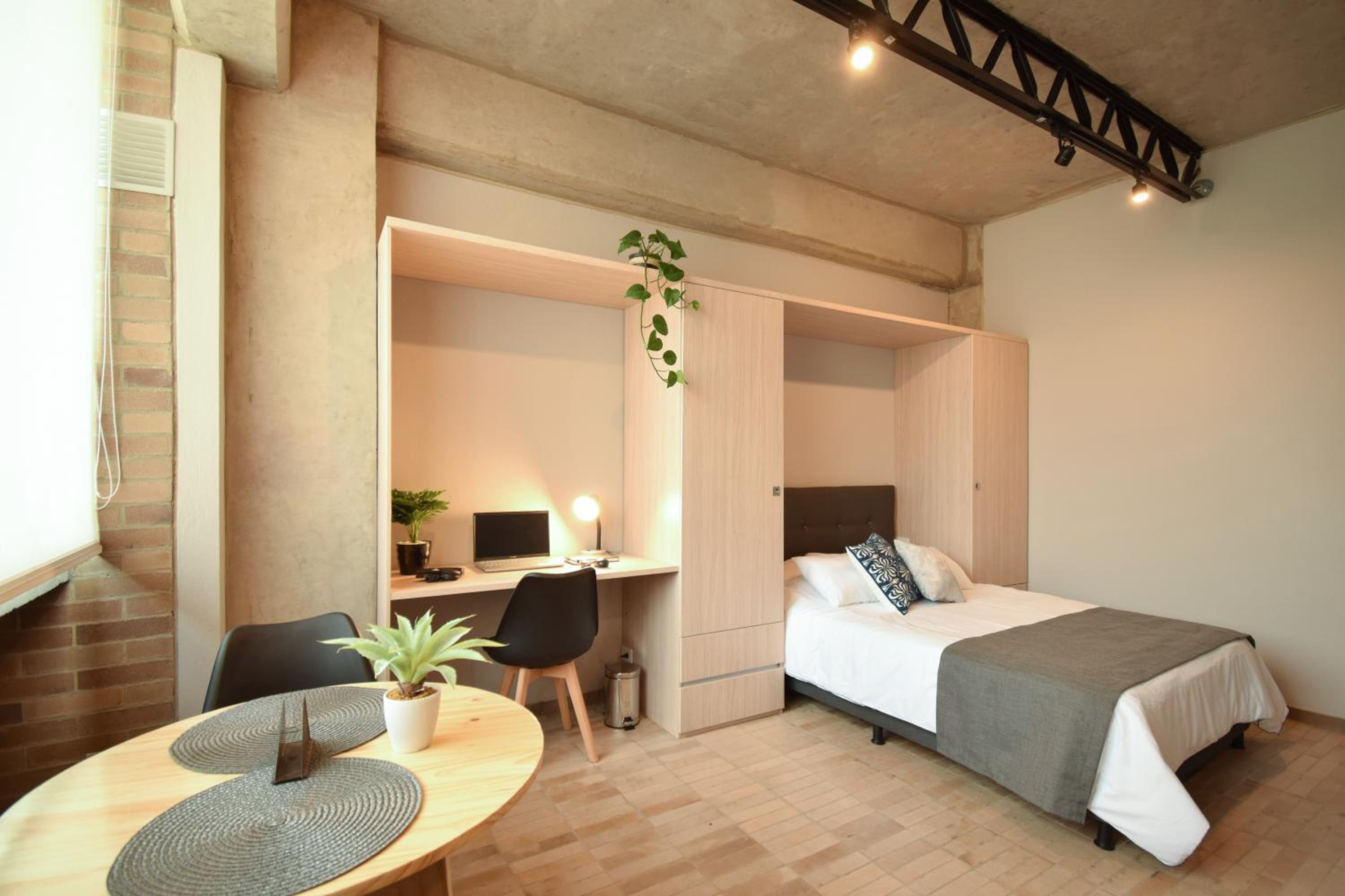 Studio Apartment