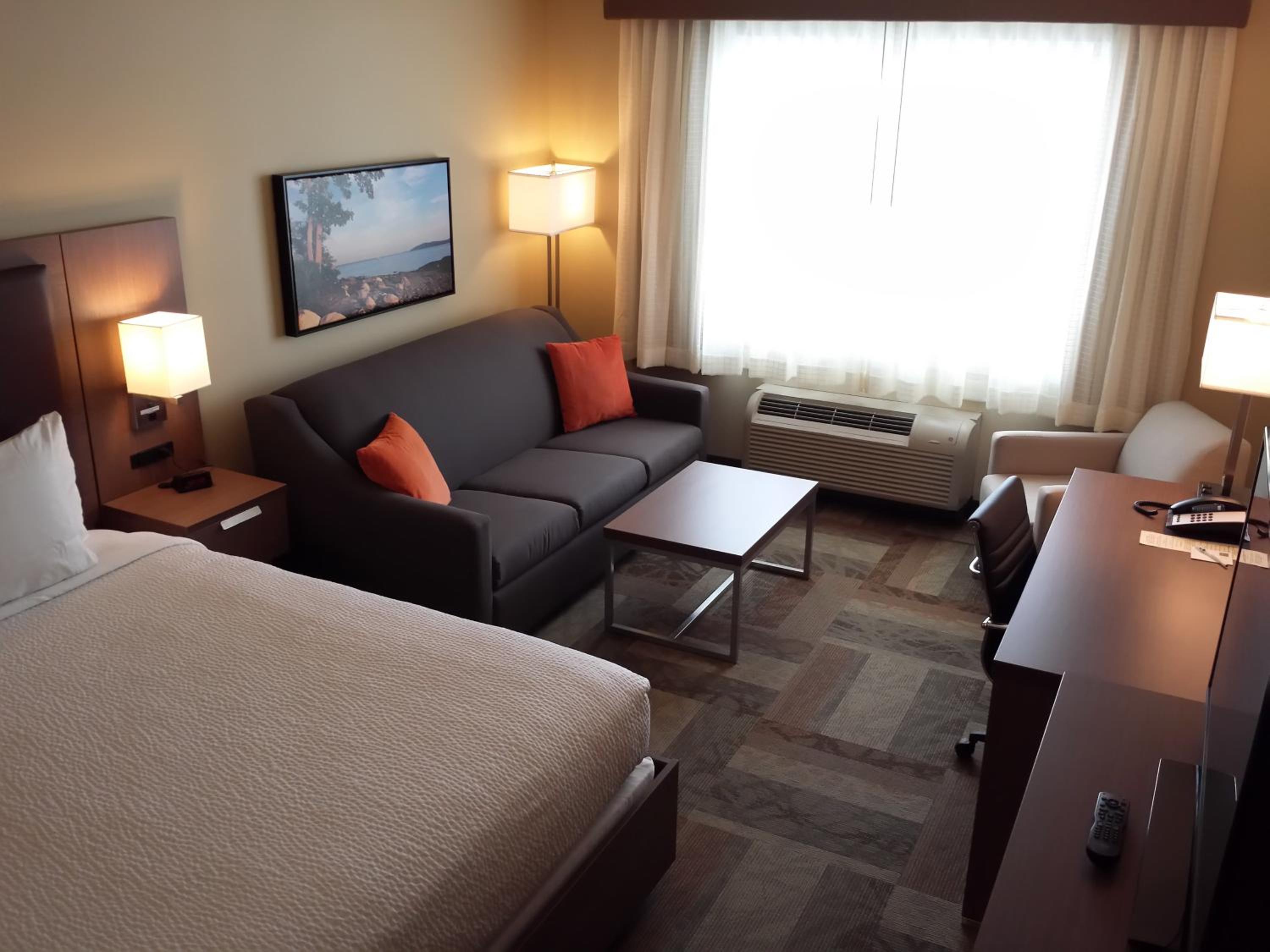 Deluxe King Room photo 1