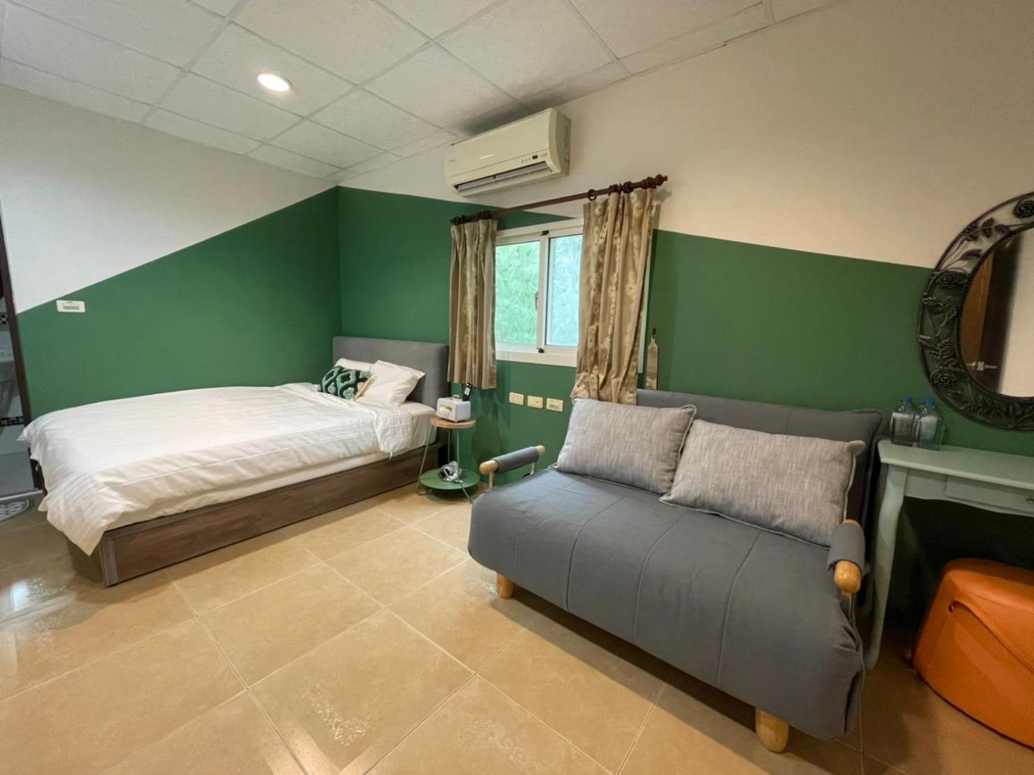 Double Room with Private Bathroom photo 3